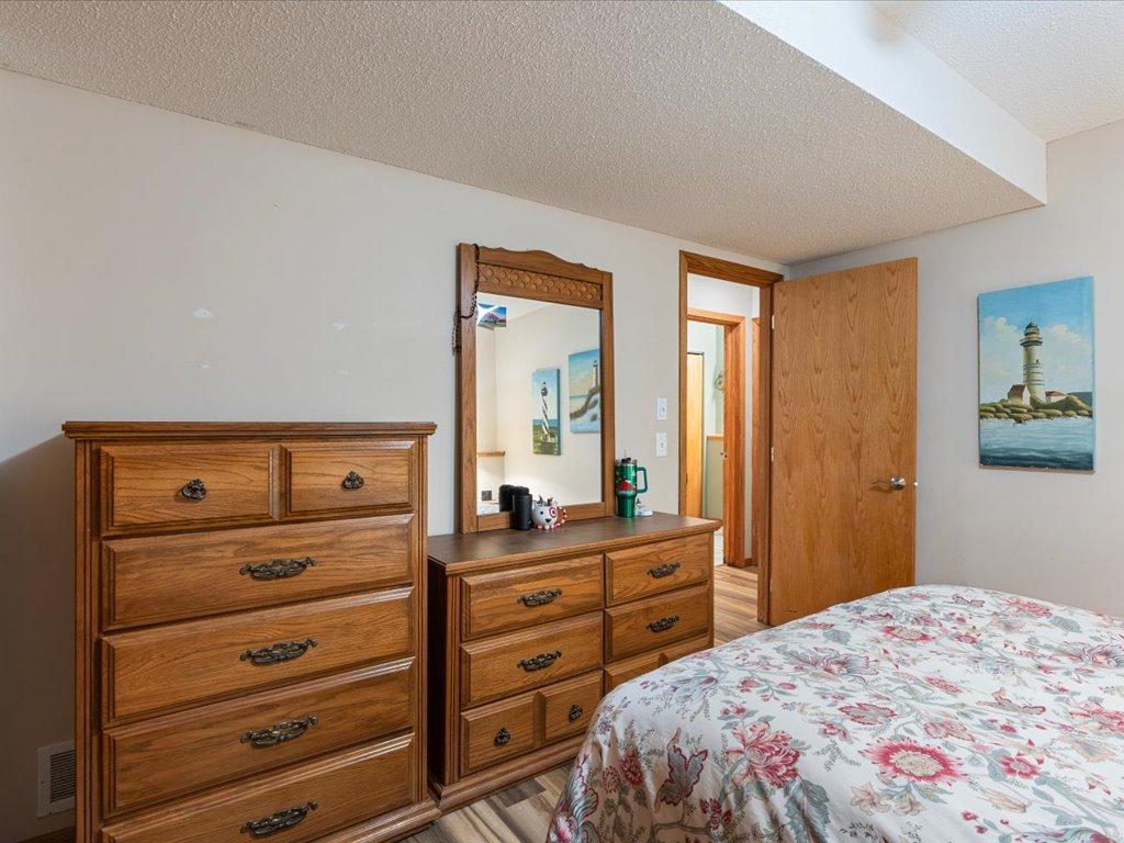 13158 Meredith Drive Property Photo 12