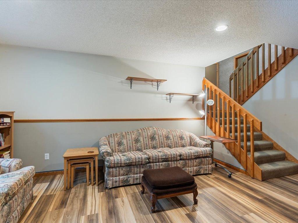 13158 Meredith Drive Property Photo 15