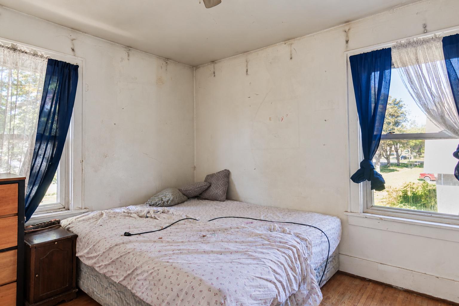 703 N Broad Street Property Photo 15