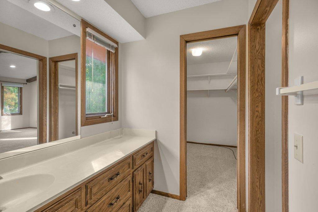 7420 Hyde Park Circle Property Photo 20