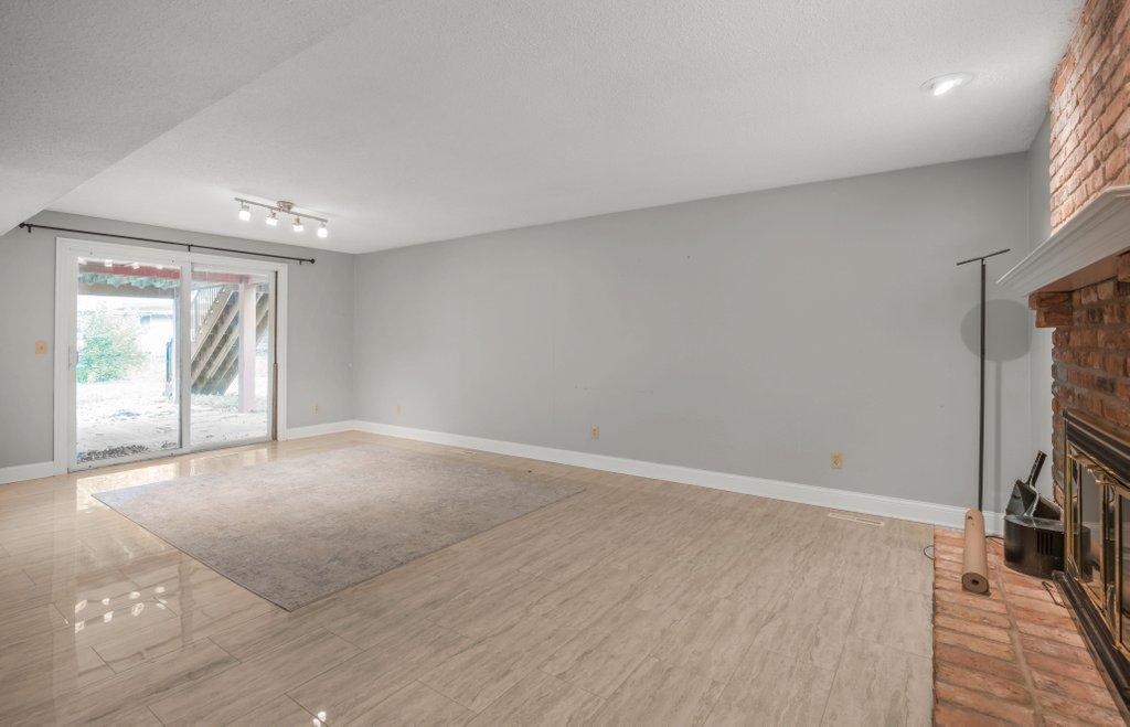 7420 Hyde Park Circle Property Photo 26