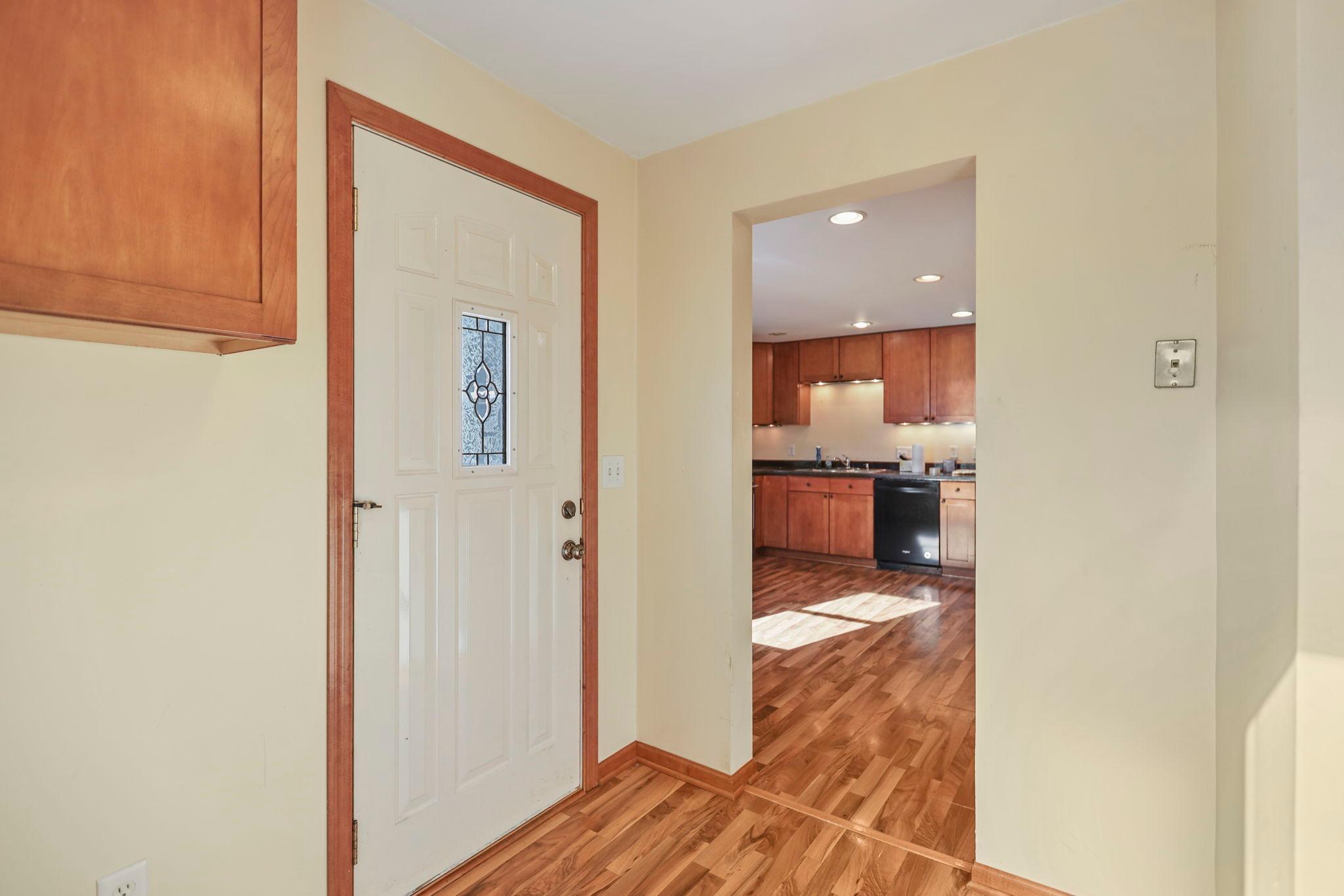 106 3rd Street N Property Photo 9