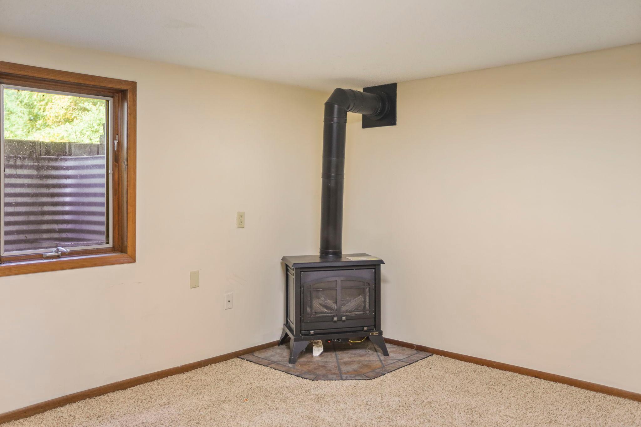 106 3rd Street N Property Photo 22