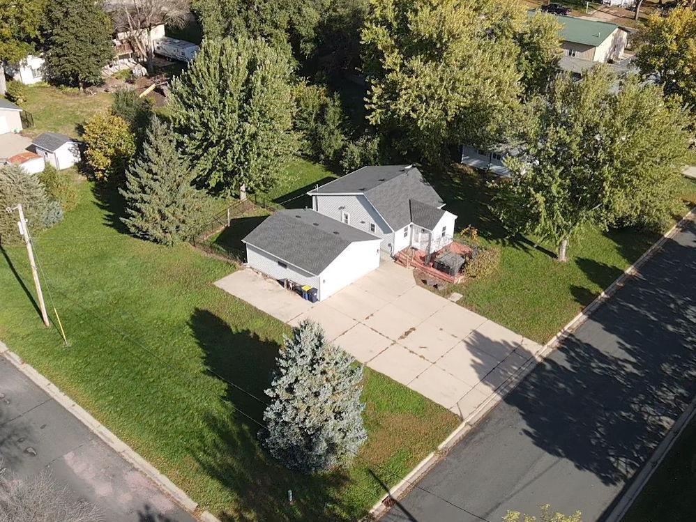 106 3rd Street N Property Photo 40