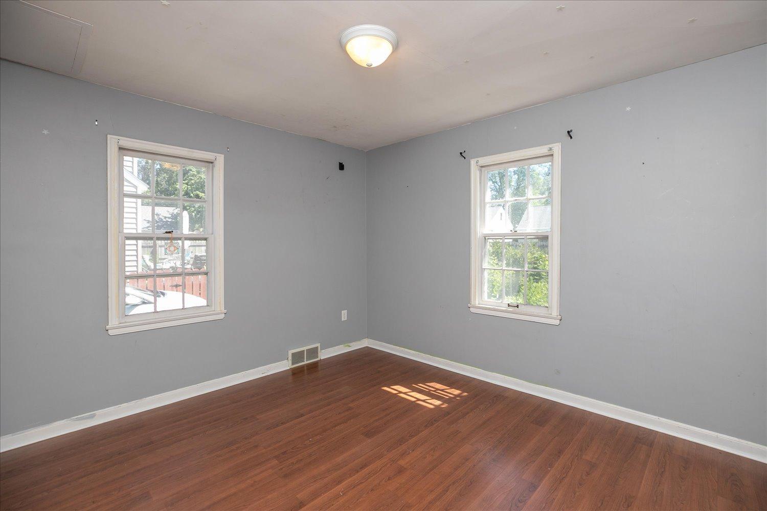 1108 12th Avenue Ne Property Photo 12