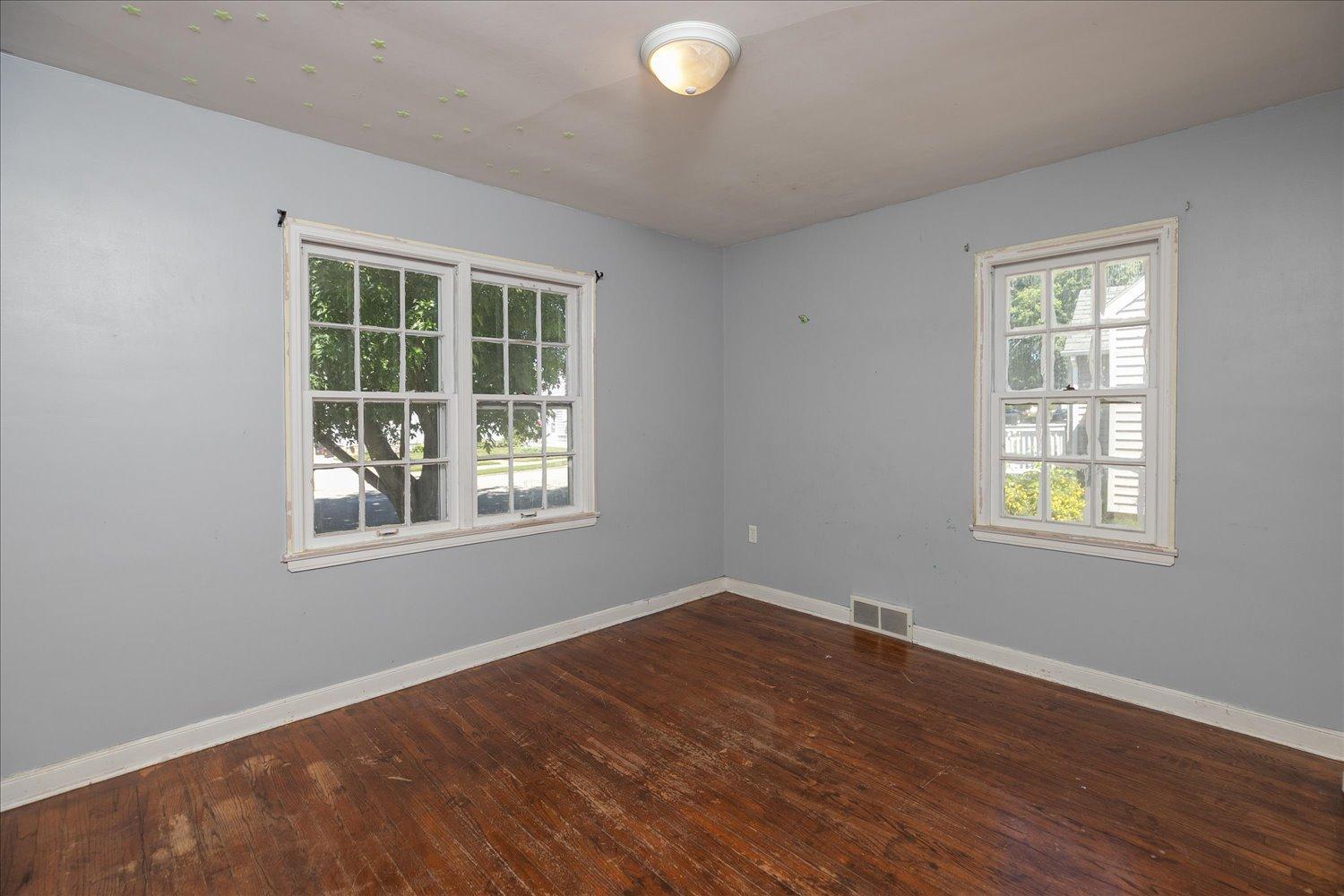 1108 12th Avenue Ne Property Photo 14