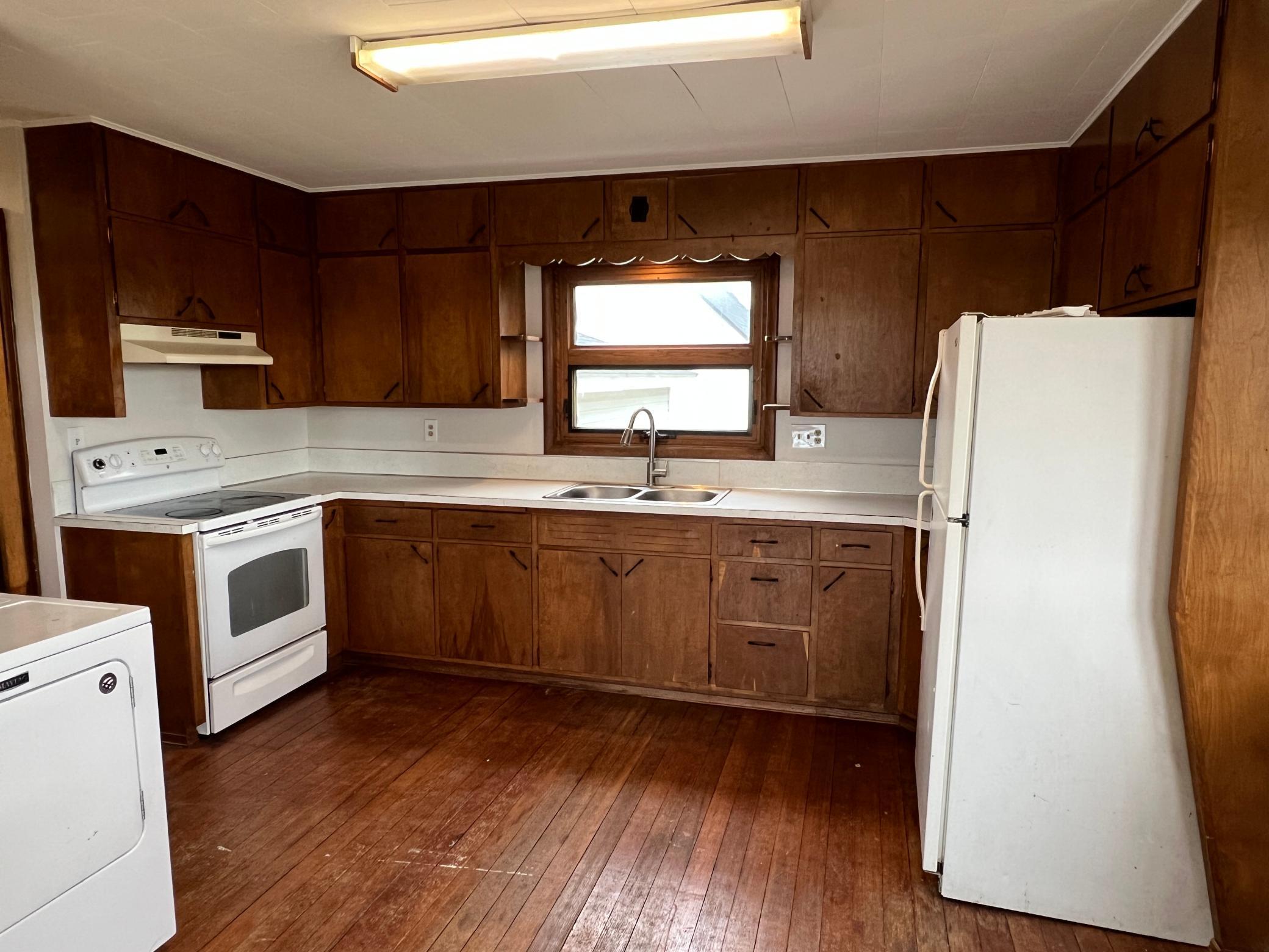 101 E Front Street Property Photo 15