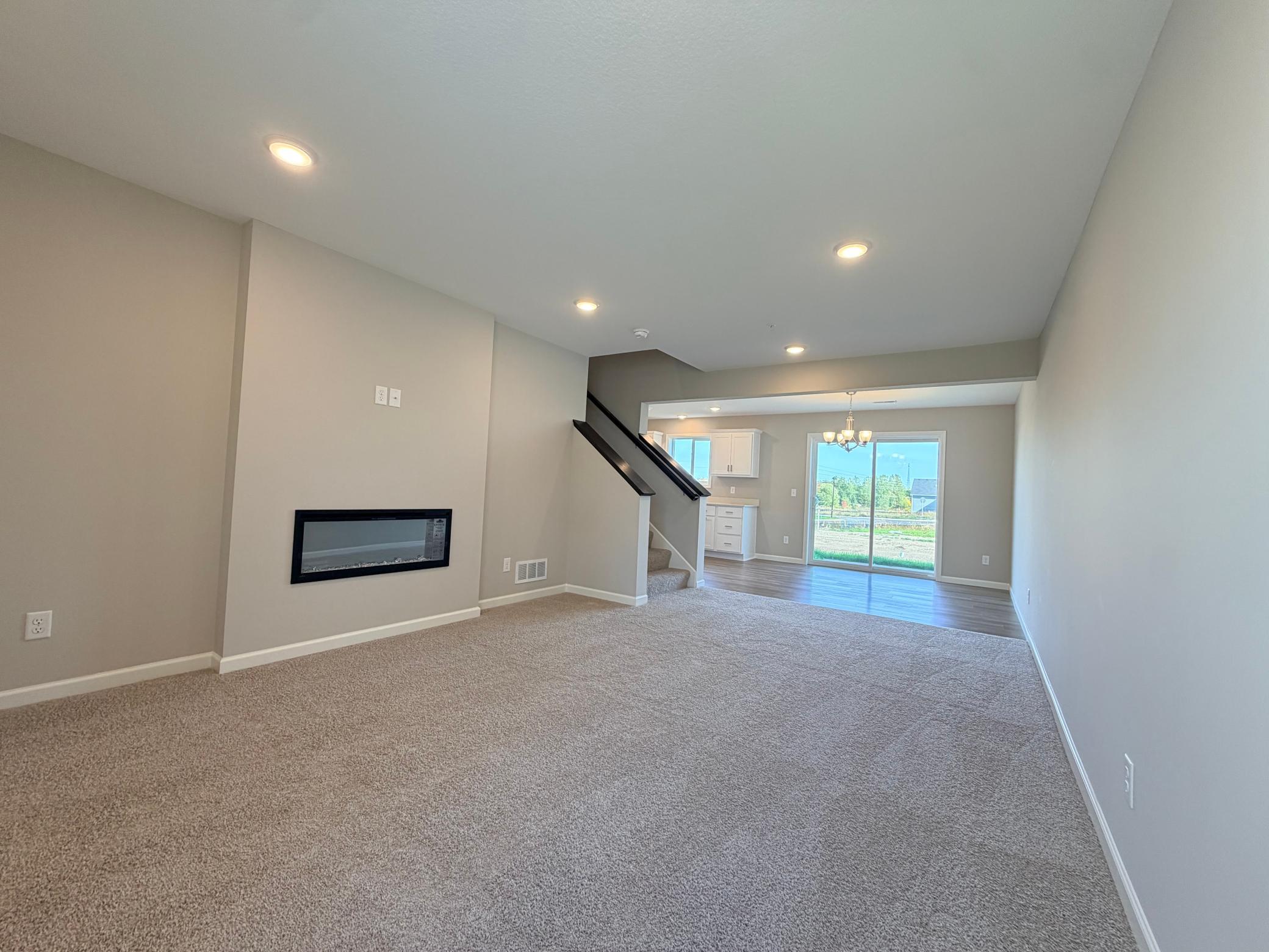 8824 Riverstone Avenue Ne Property Photo 4