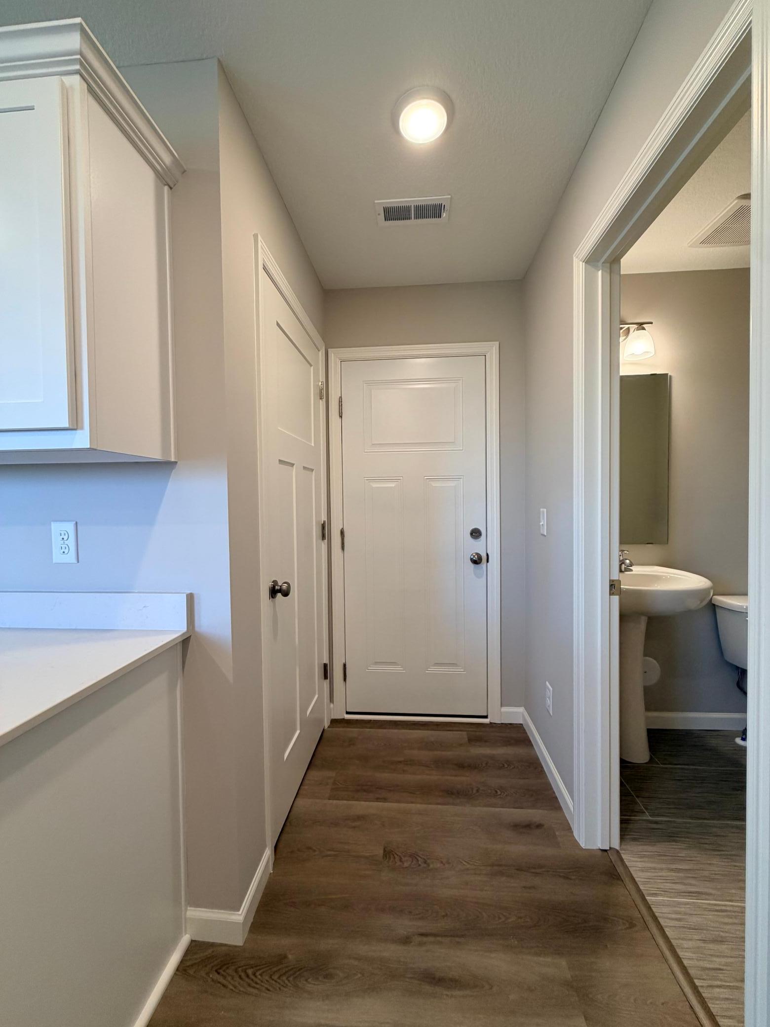 8824 Riverstone Avenue Ne Property Photo 10