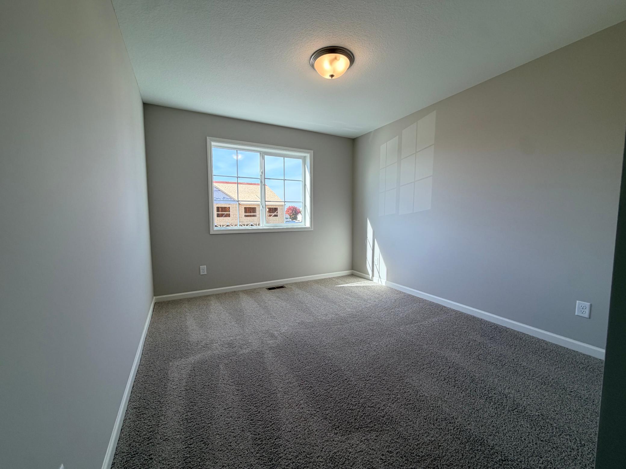 8824 Riverstone Avenue Ne Property Photo 14