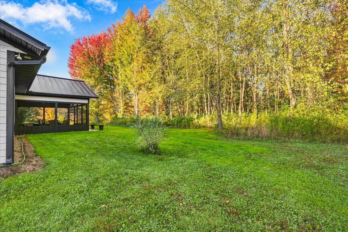 2221 County Rd Dd Property Photo 17