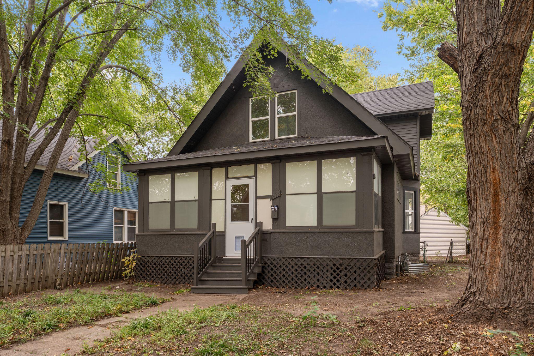 1223 Reaney Avenue Property Photo 1