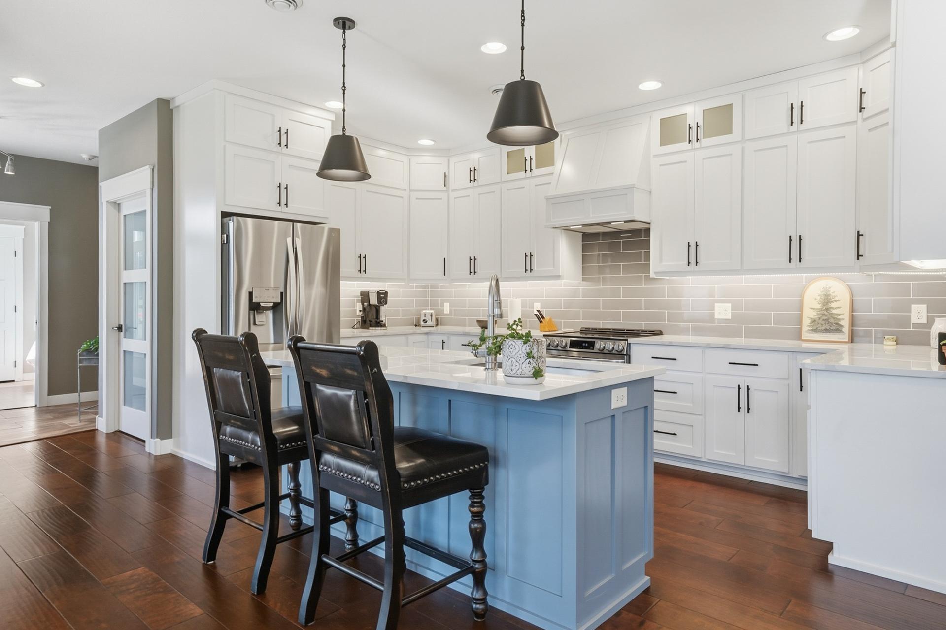 12802 Vintage Circle Property Photo 10