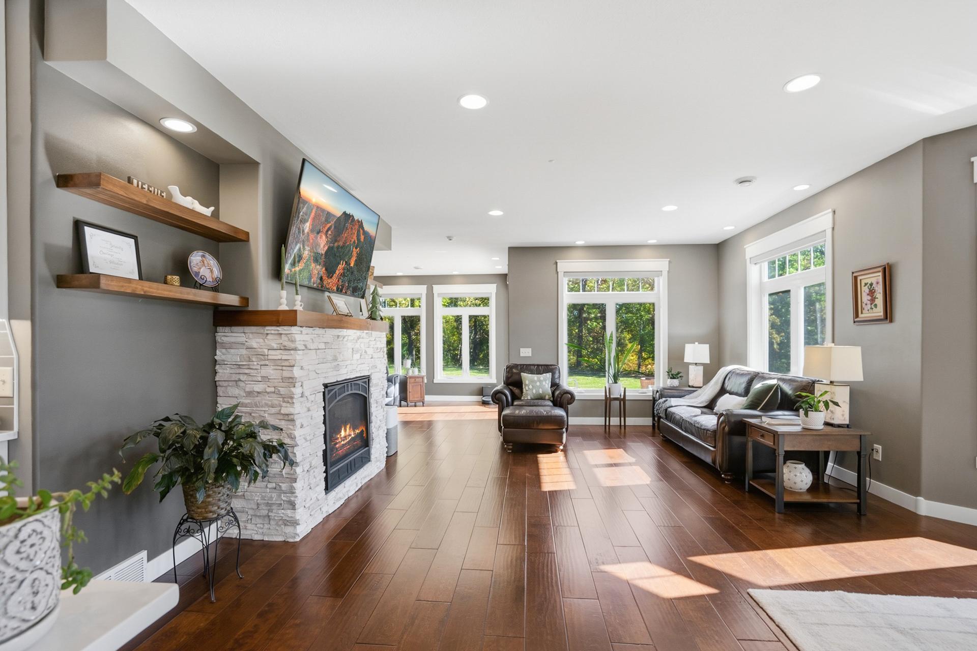 12802 Vintage Circle Property Photo 19