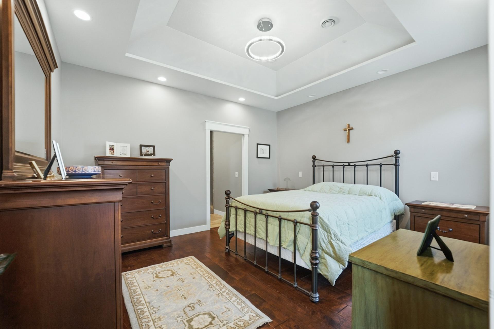 12802 Vintage Circle Property Photo 25