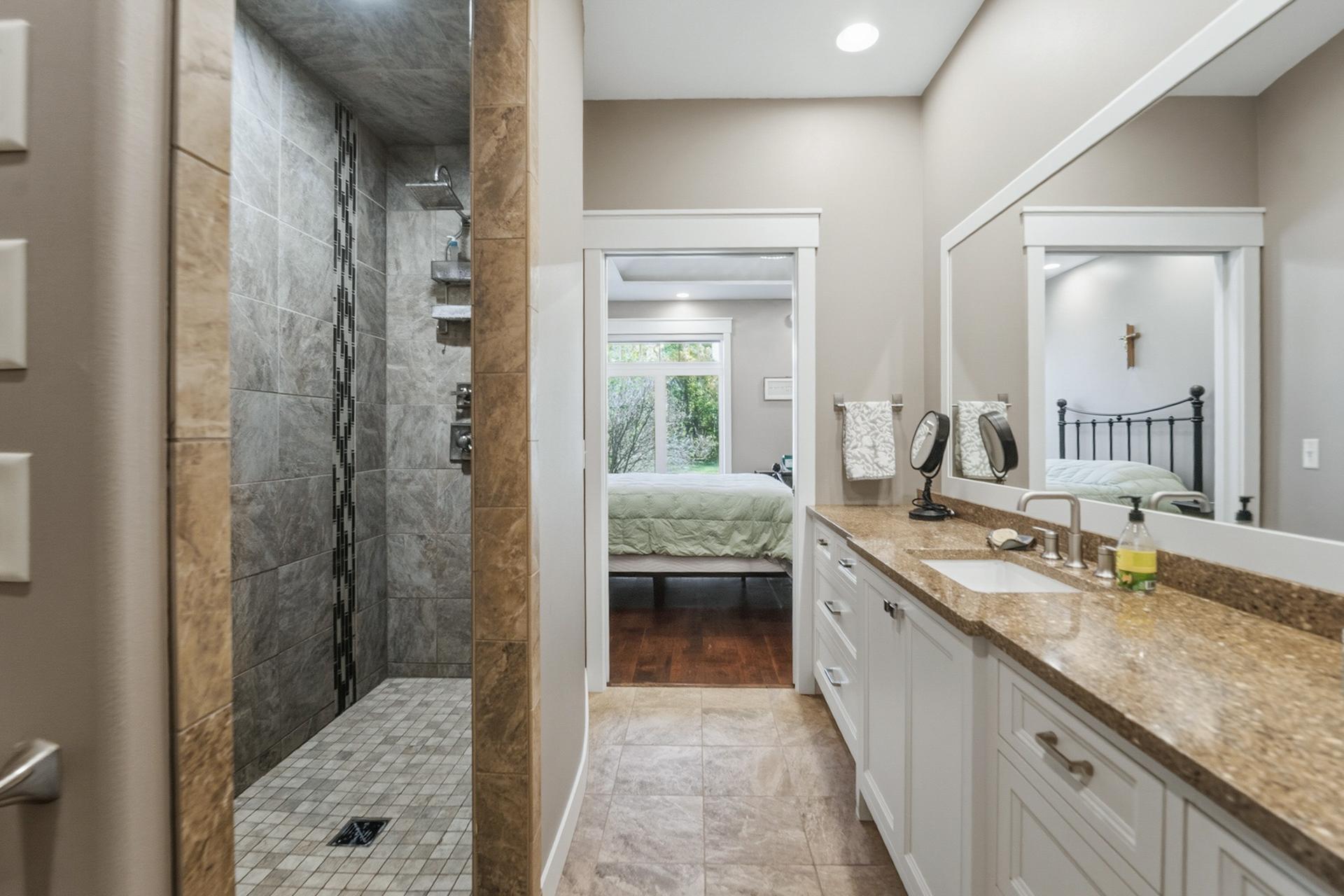 12802 Vintage Circle Property Photo 33