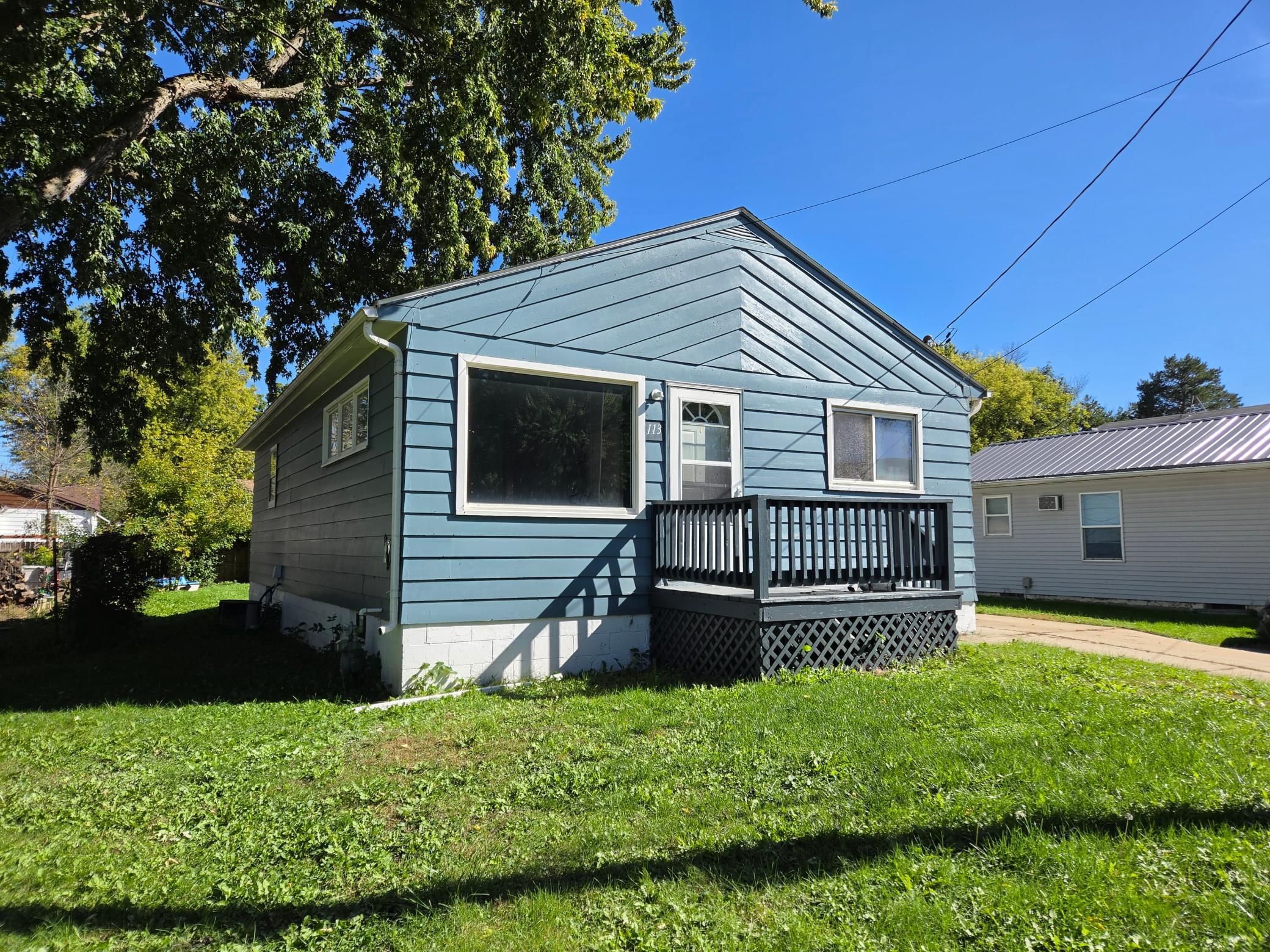 113 S 7th Avenue Property Photo 1