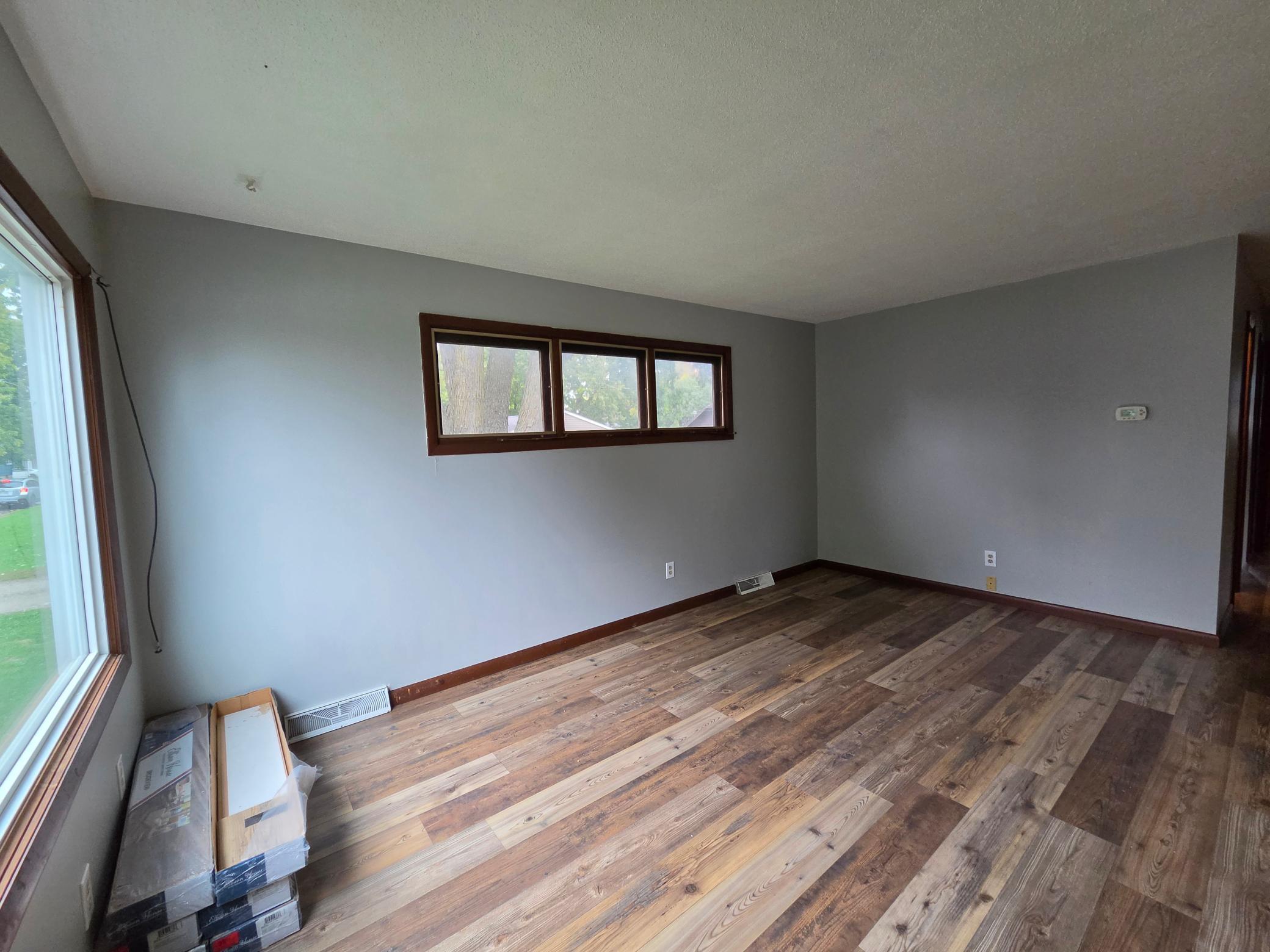 113 S 7th Avenue Property Photo 9