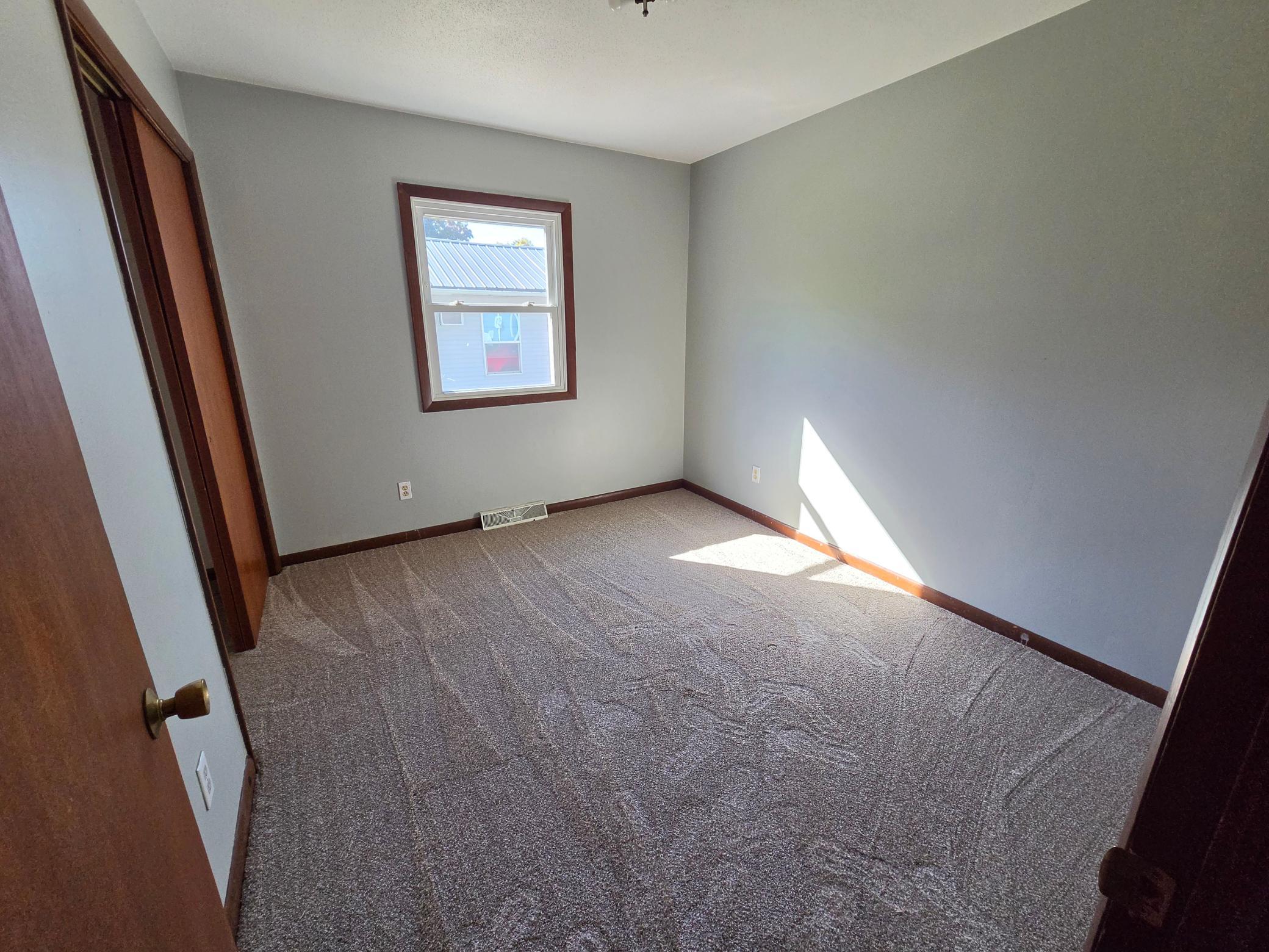 113 S 7th Avenue Property Photo 14