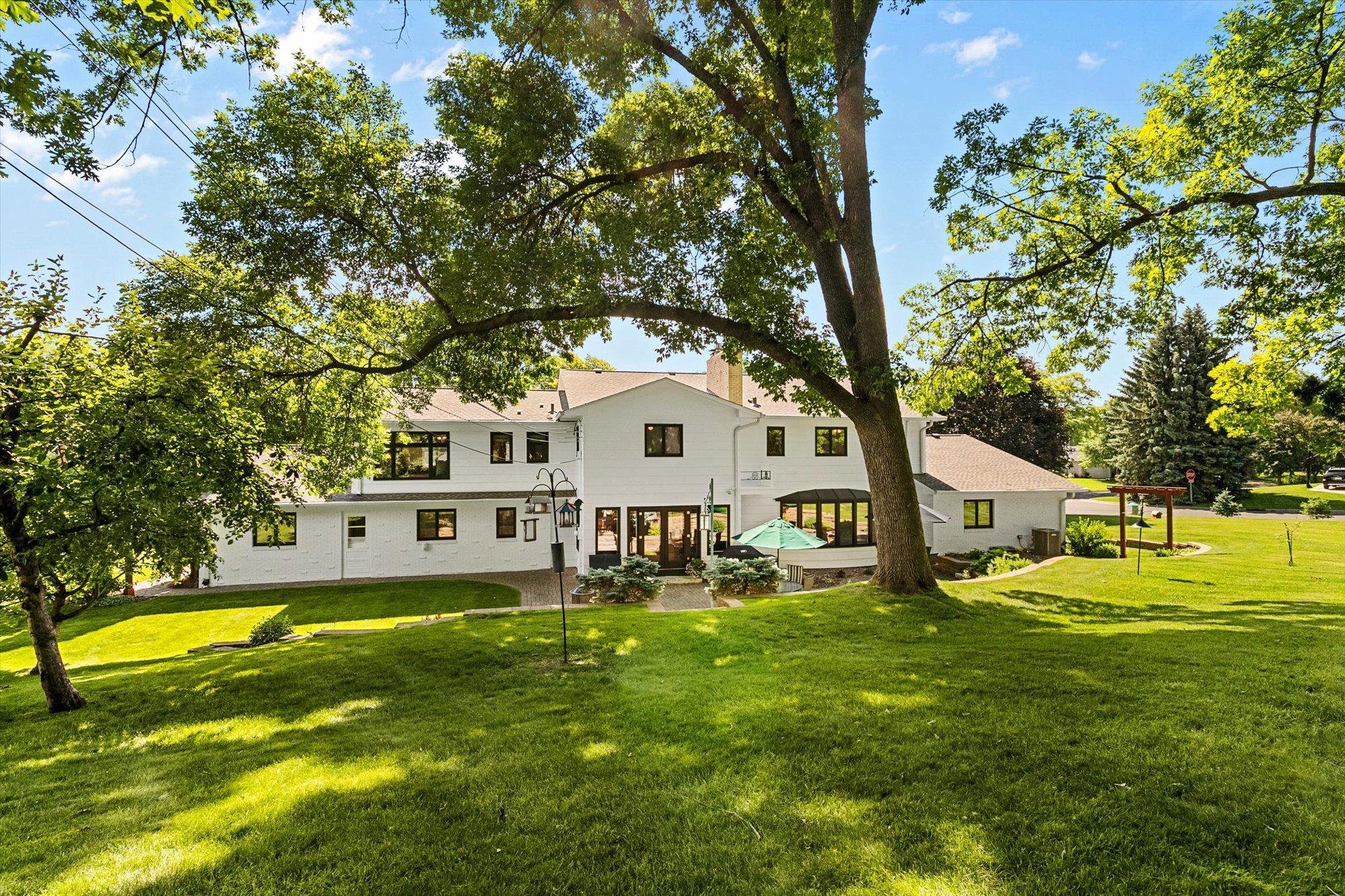 6716 W Shore Drive Property Photo 12