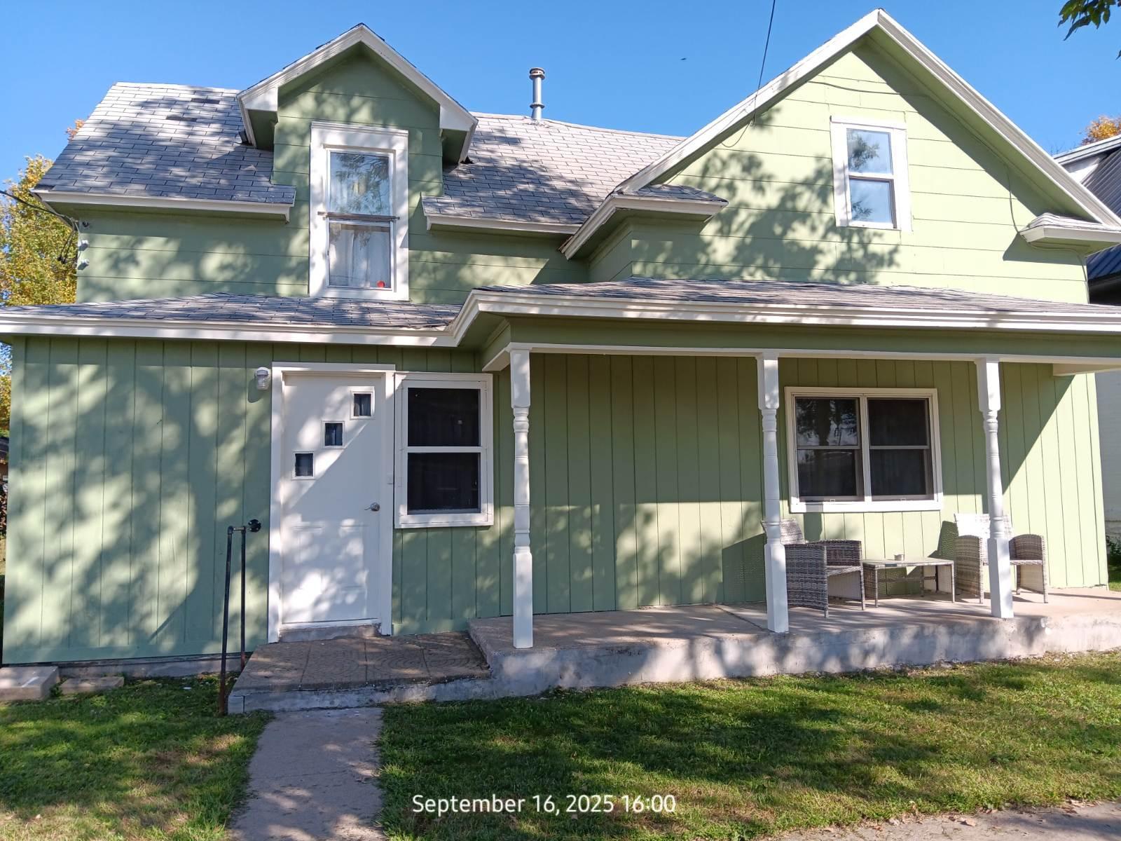 416 Martin Avenue Property Photo 1