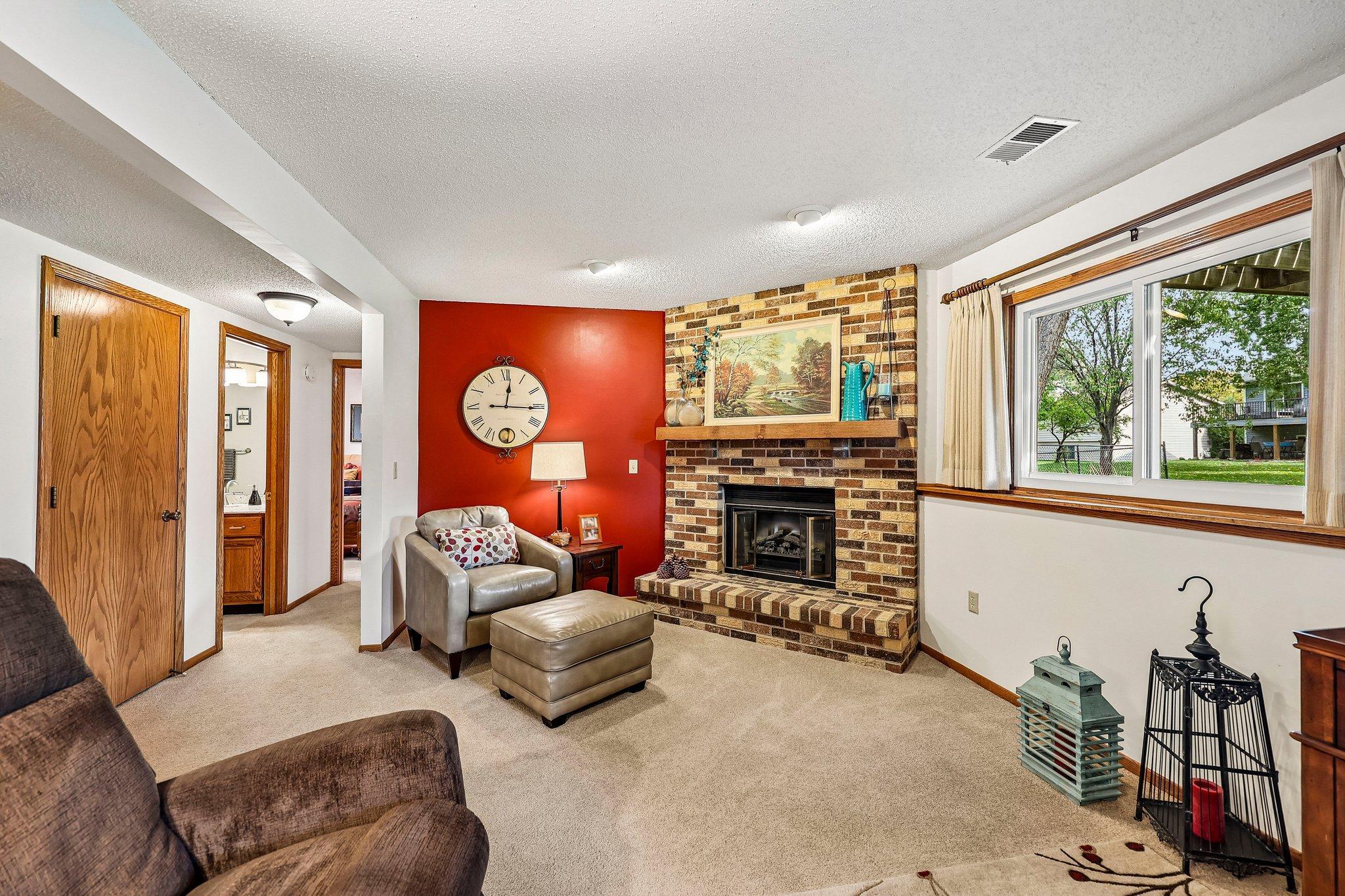 4292 Eagle Crest Drive Property Photo 24