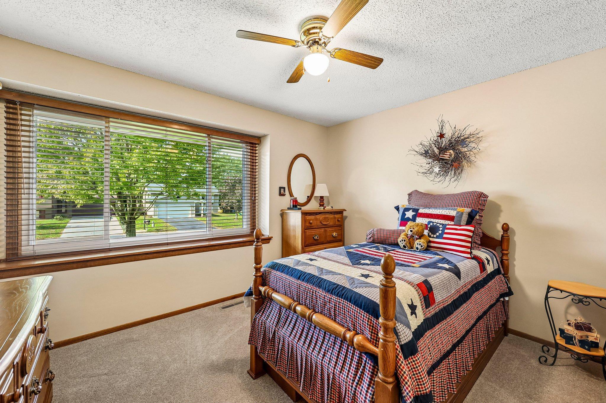 4292 Eagle Crest Drive Property Photo 25