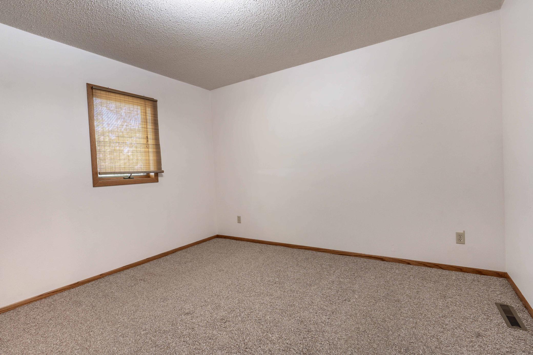 38192 N Shore Drive Property Photo 26