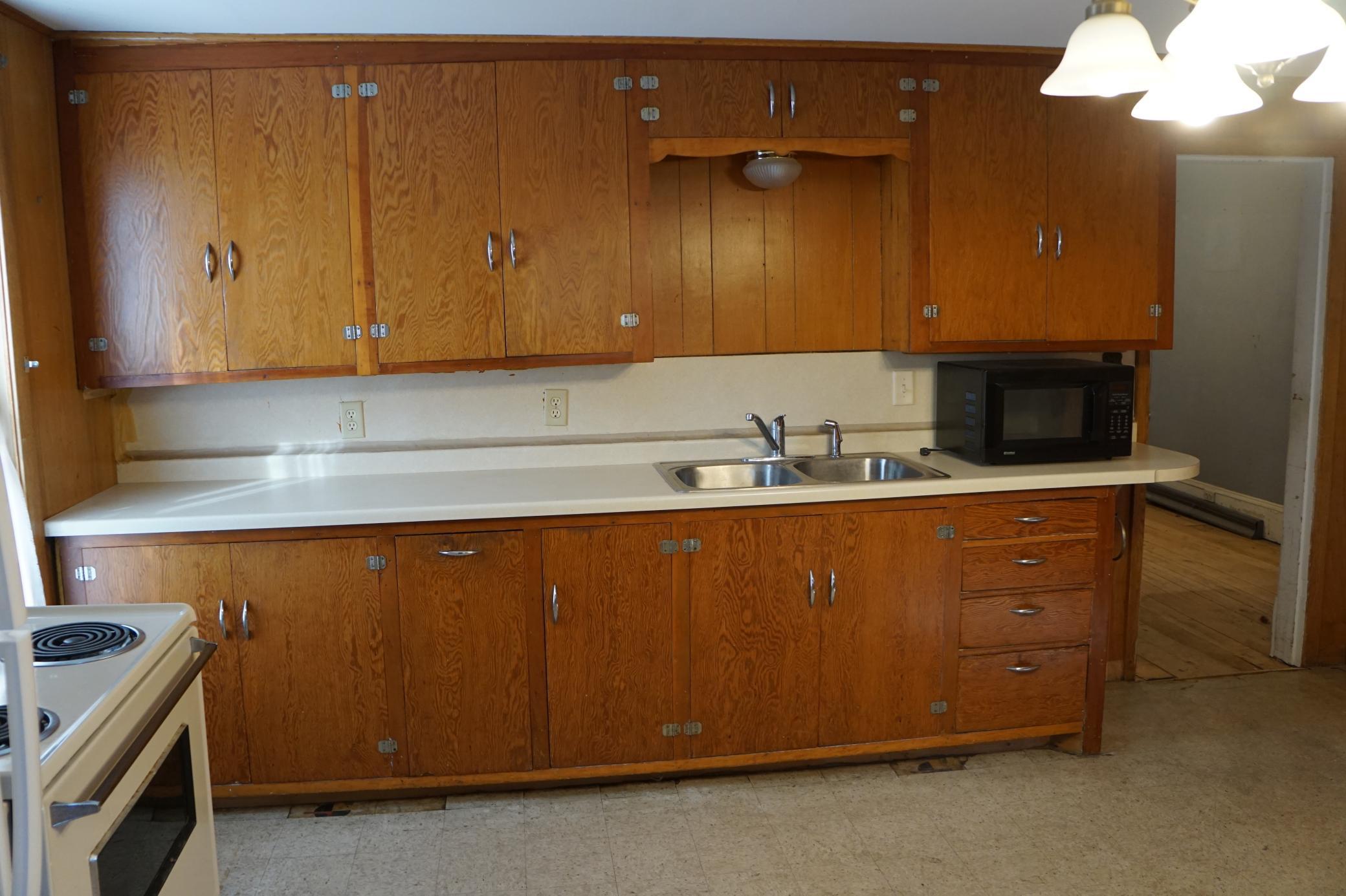 712 4th Street S Property Photo 3