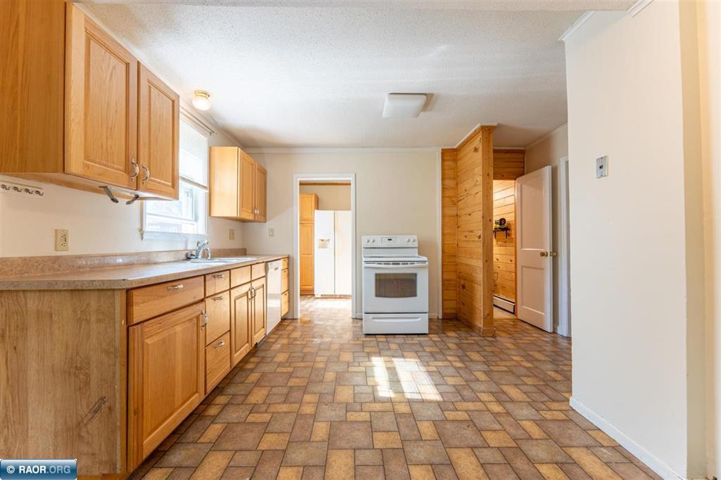 212 8th Street S Property Photo 11