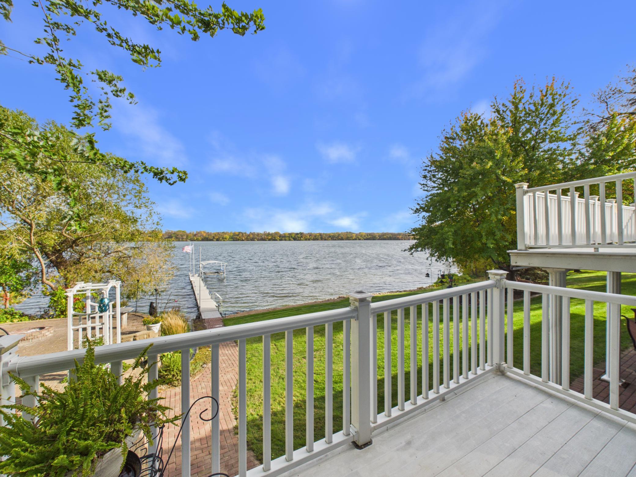 44538 Saukview Drive Property Photo 51