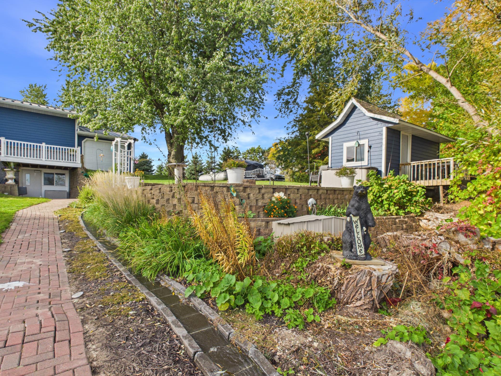 44538 Saukview Drive Property Photo 67