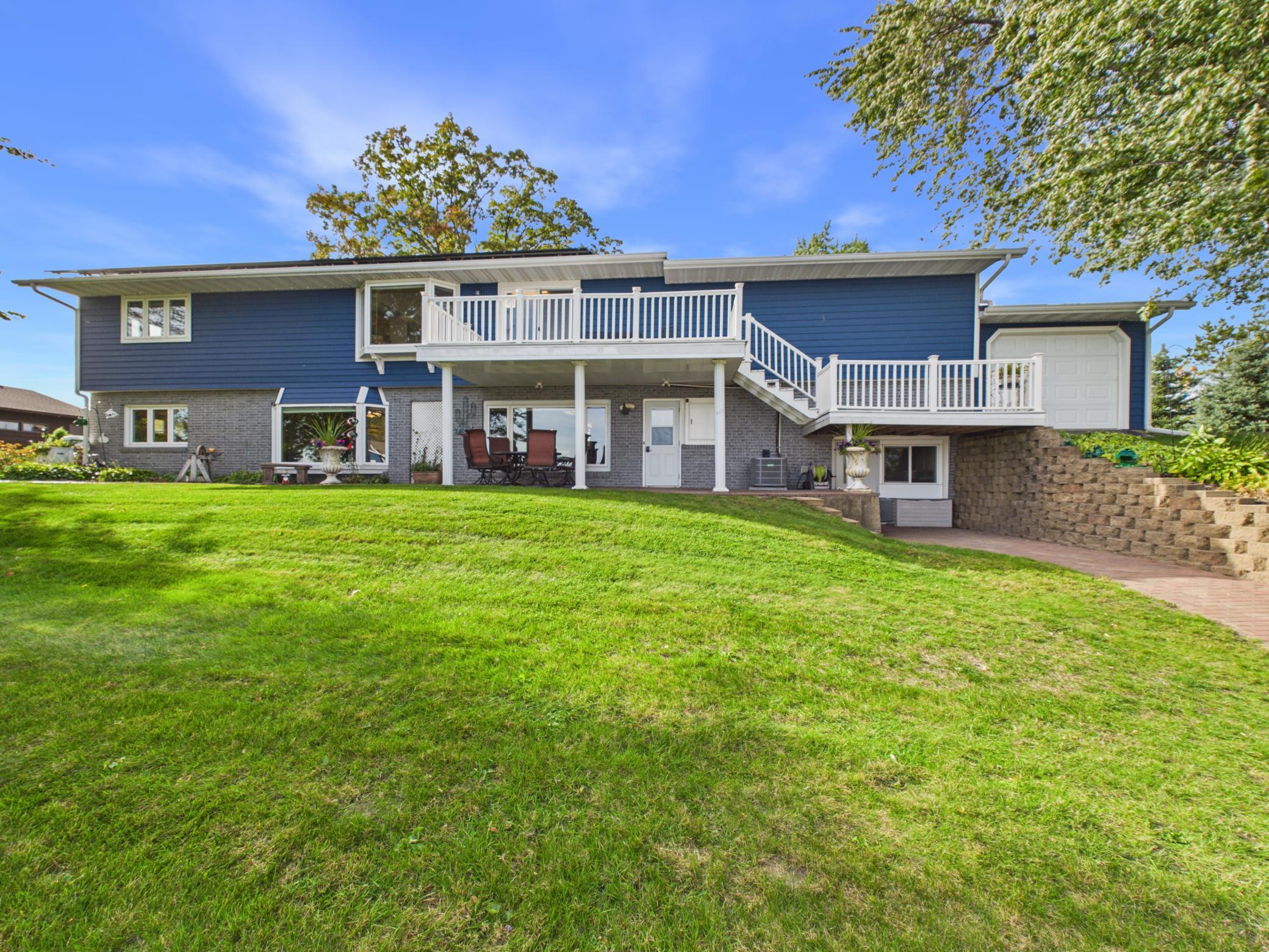 44538 Saukview Drive Property Photo 69