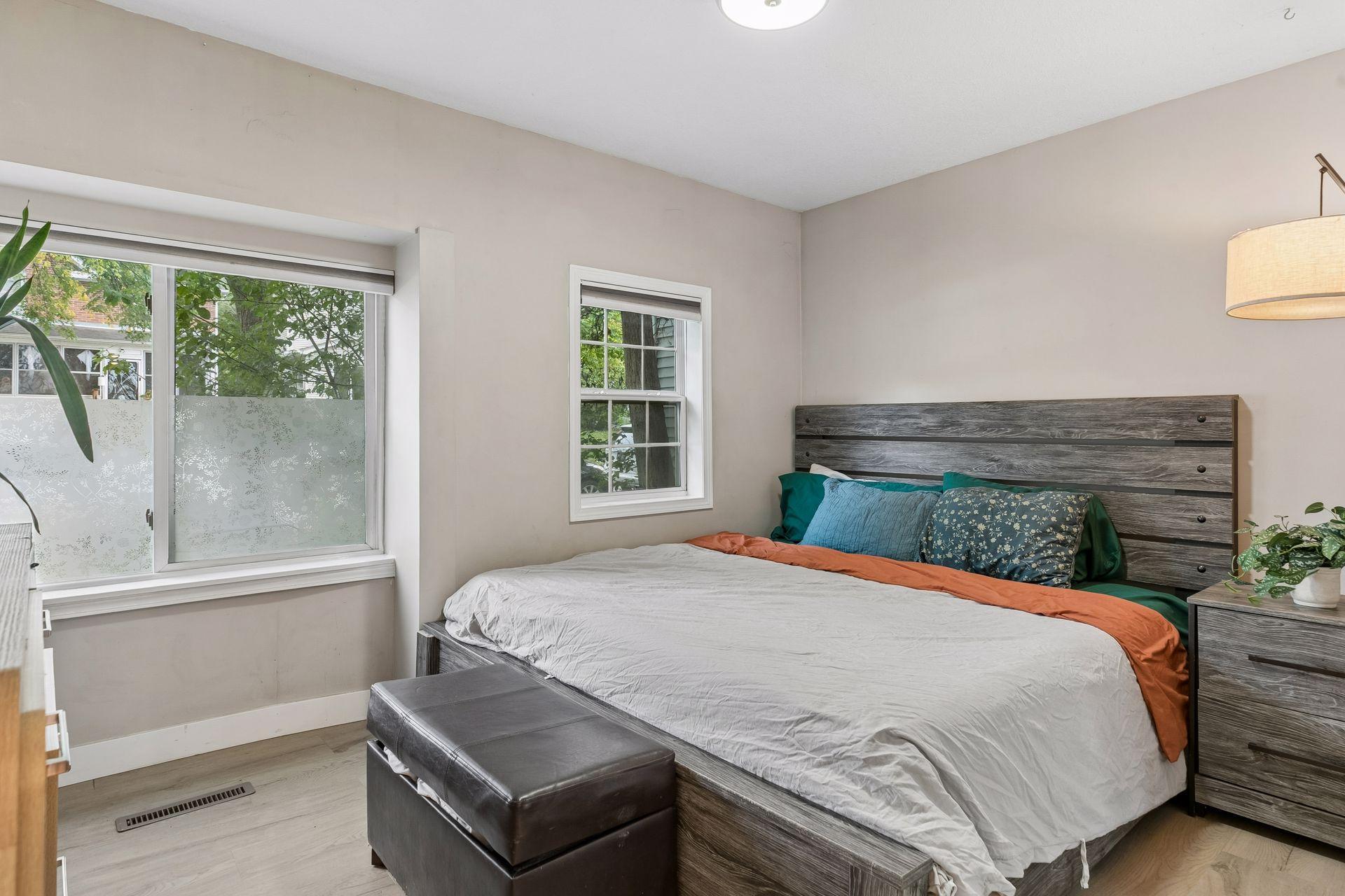 41 King Street E Property Photo 10