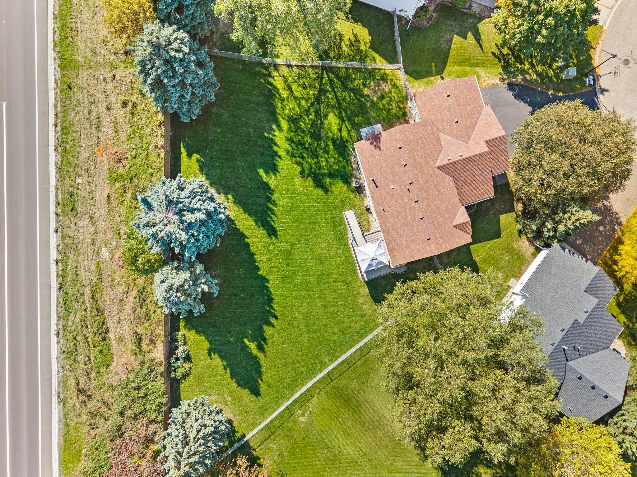 6982 Carlyle Road Property Photo 1