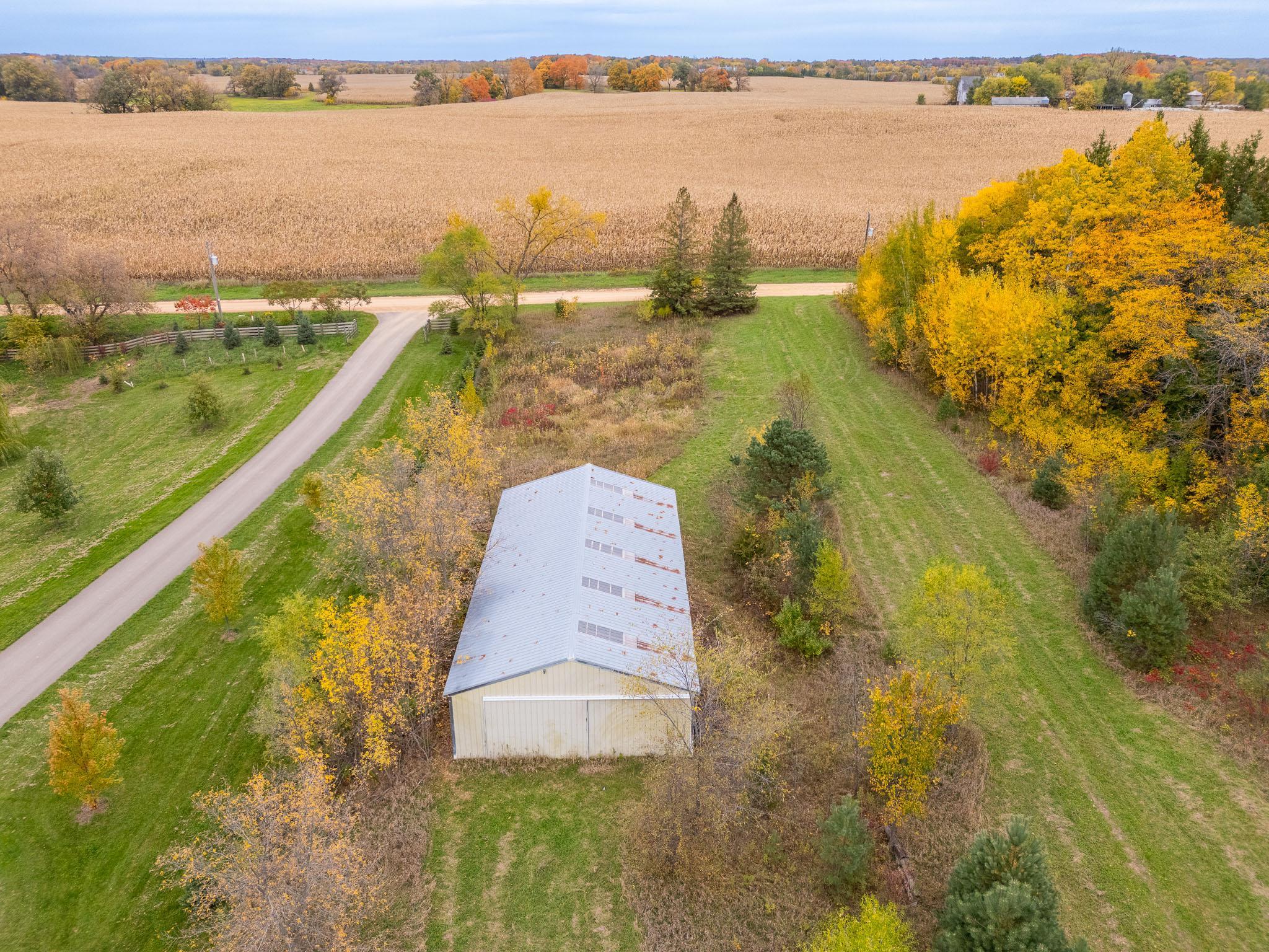 9225 Kutz Xing Property Photo 8