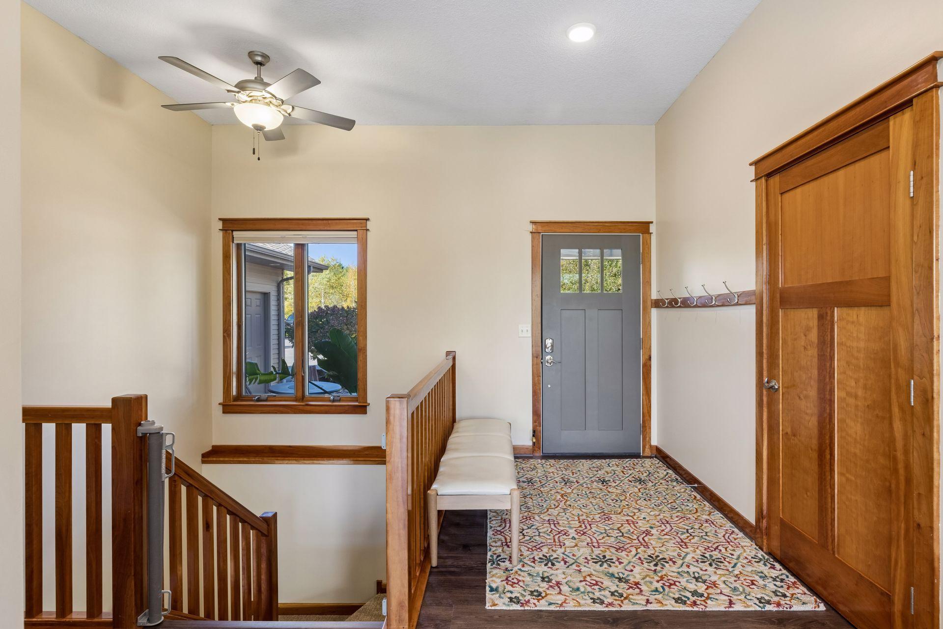 555 Chinnock Lane Property Photo 12