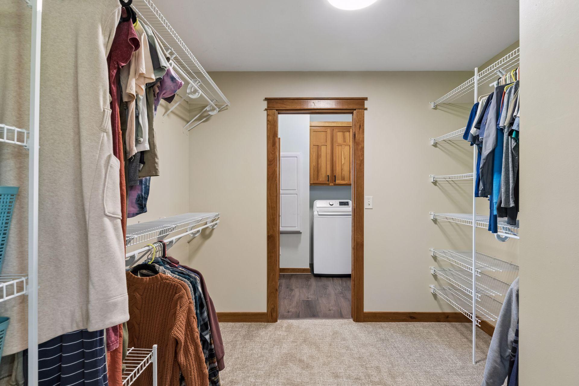 555 Chinnock Lane Property Photo 29