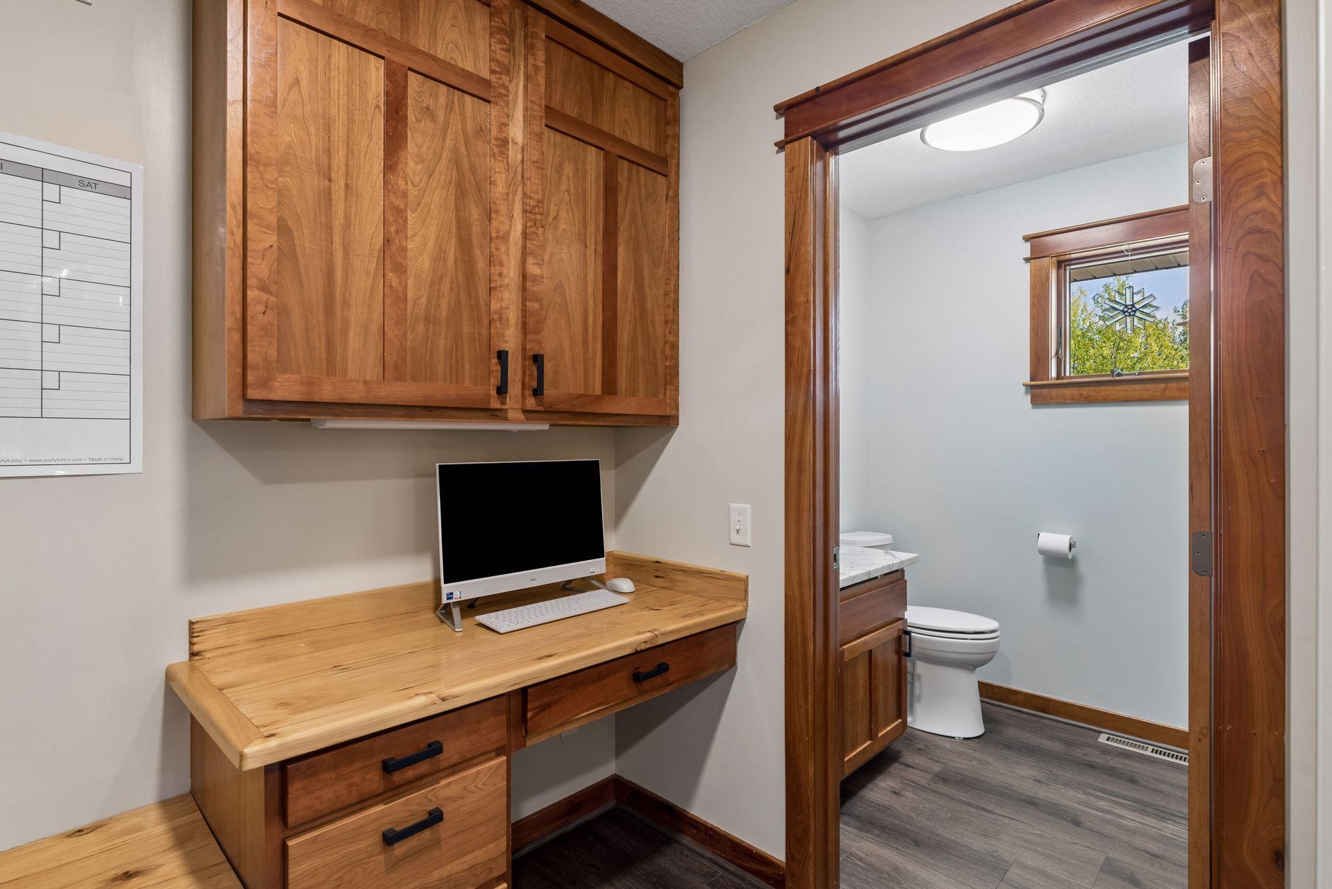 555 Chinnock Lane Property Photo 34