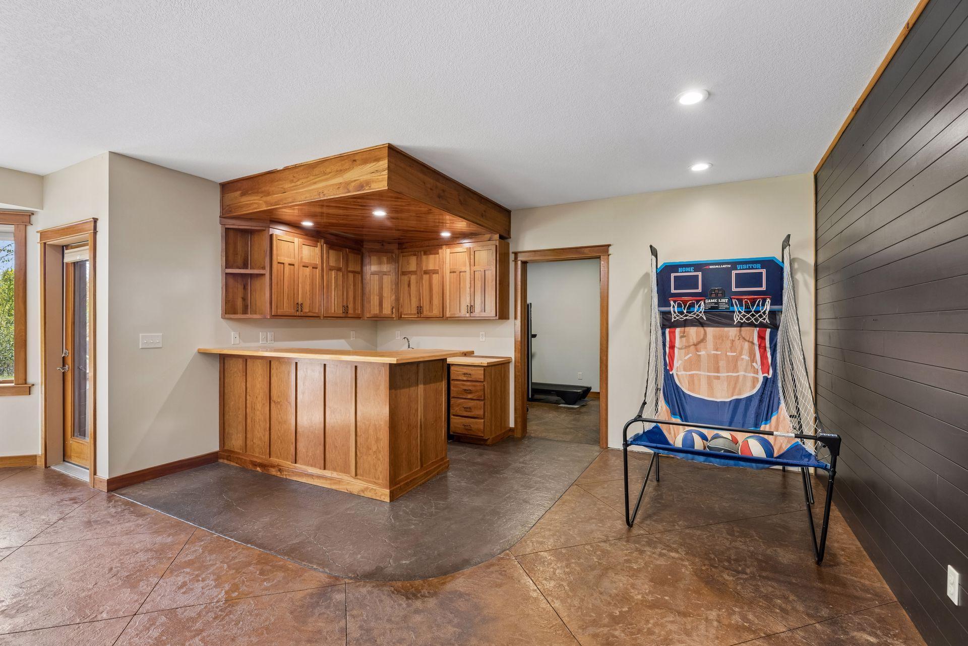 555 Chinnock Lane Property Photo 41