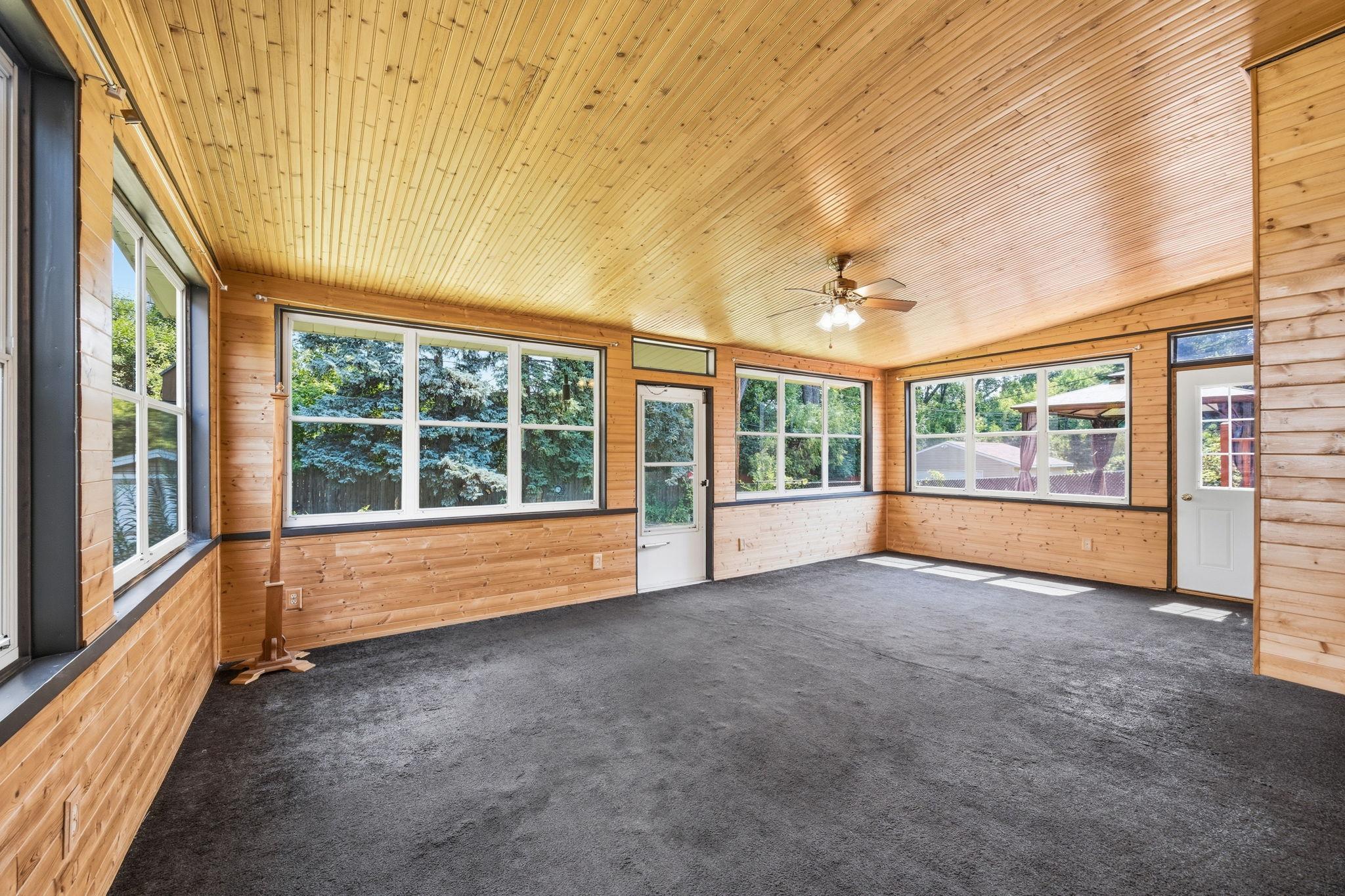 67 13th Avenue Sw Property Photo 2