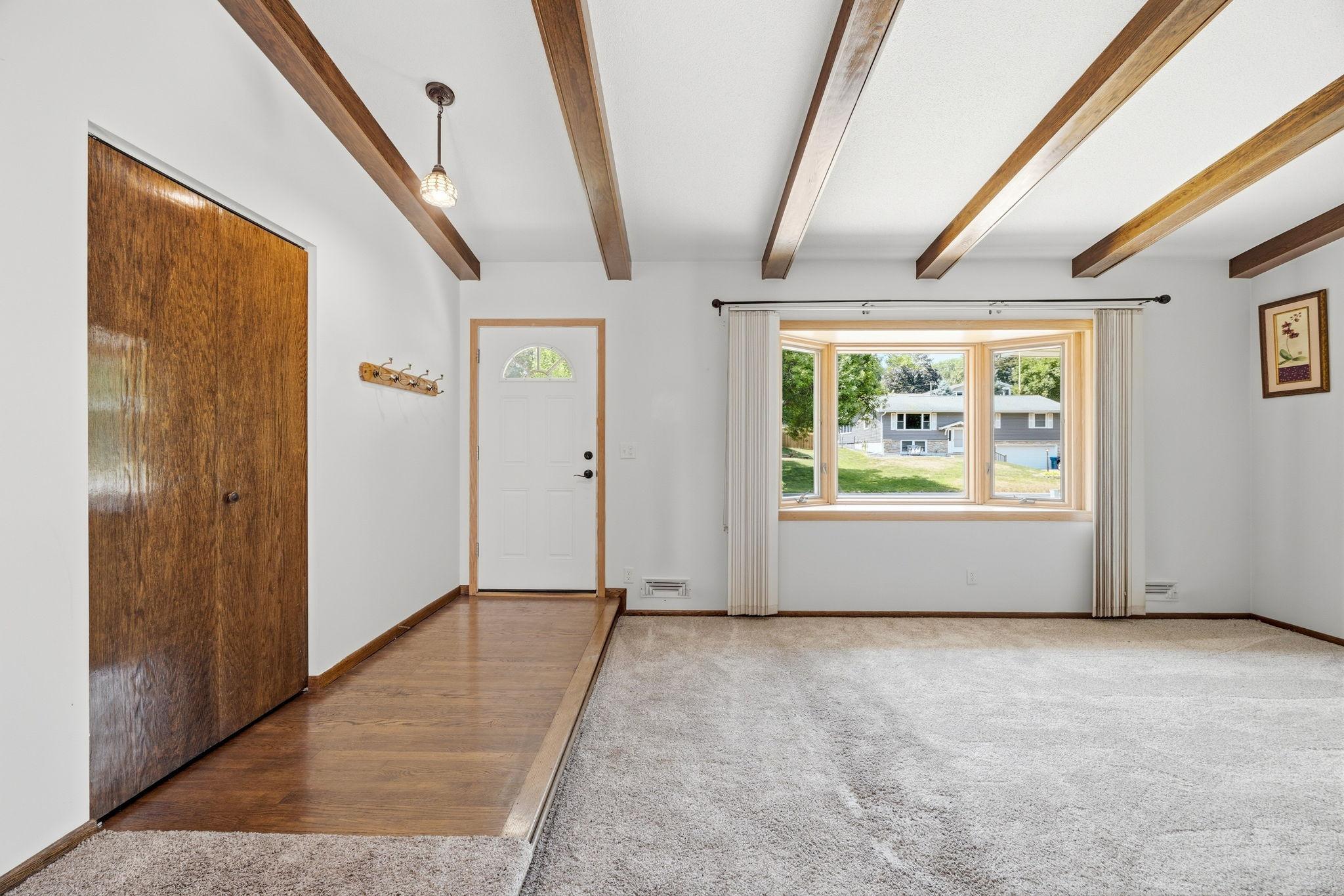 67 13th Avenue Sw Property Photo 4