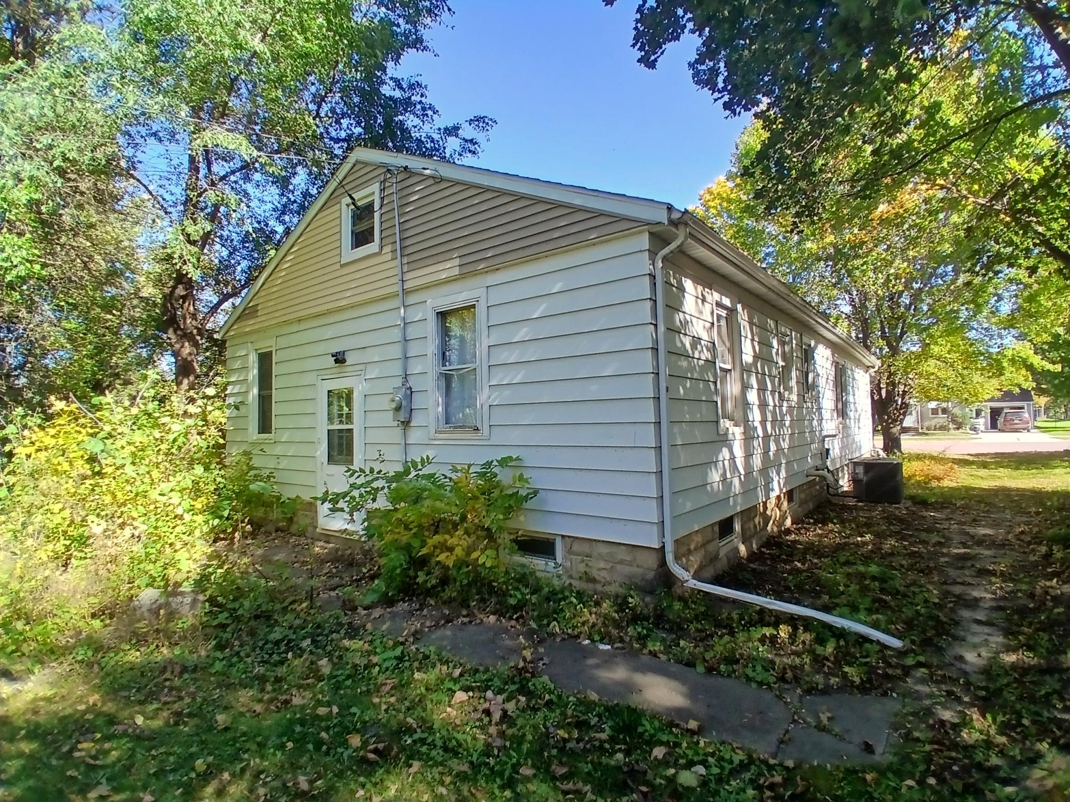 308 S Main Street Property Photo 5