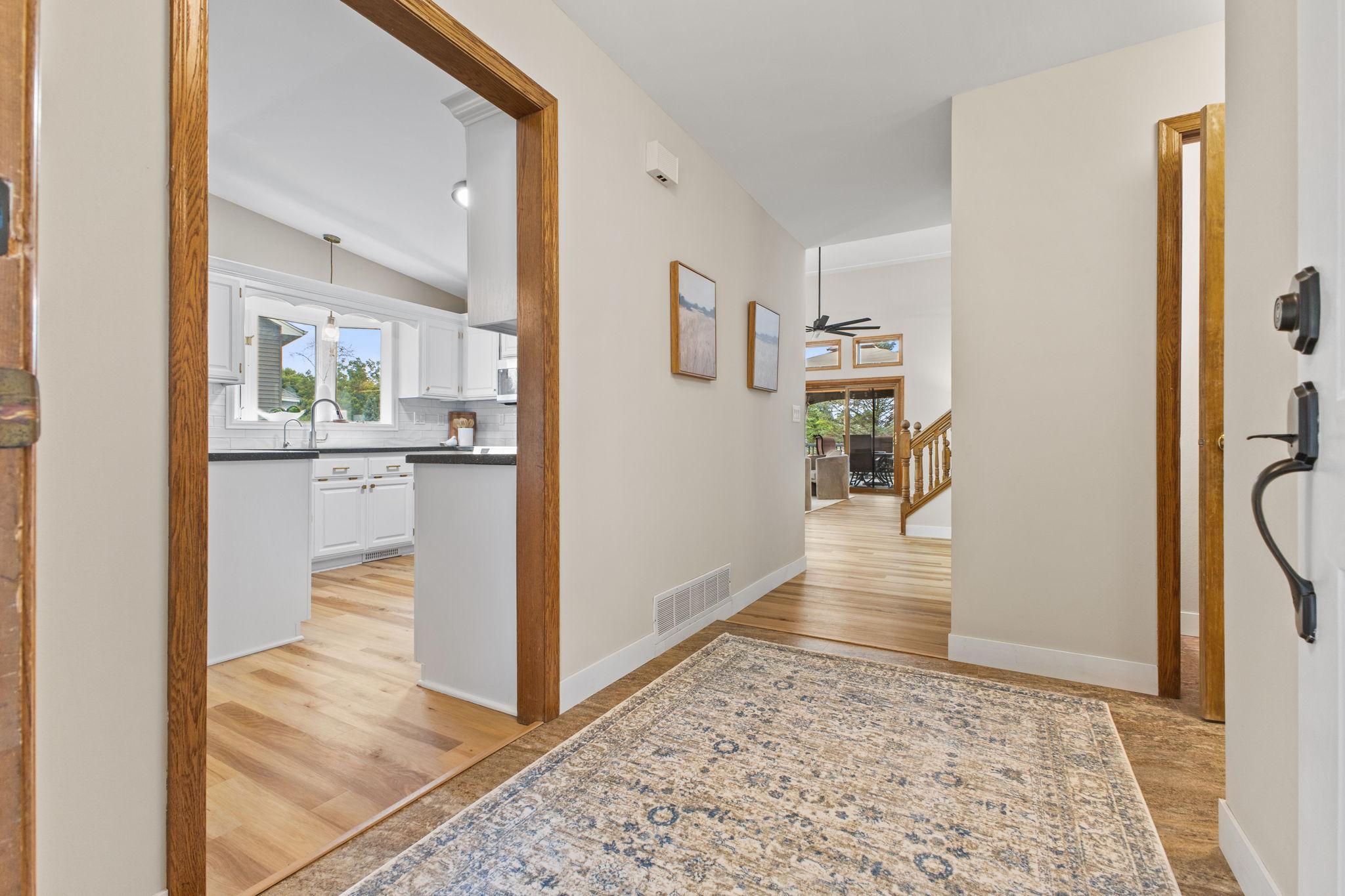 13762 93rd Place N Property Photo 6