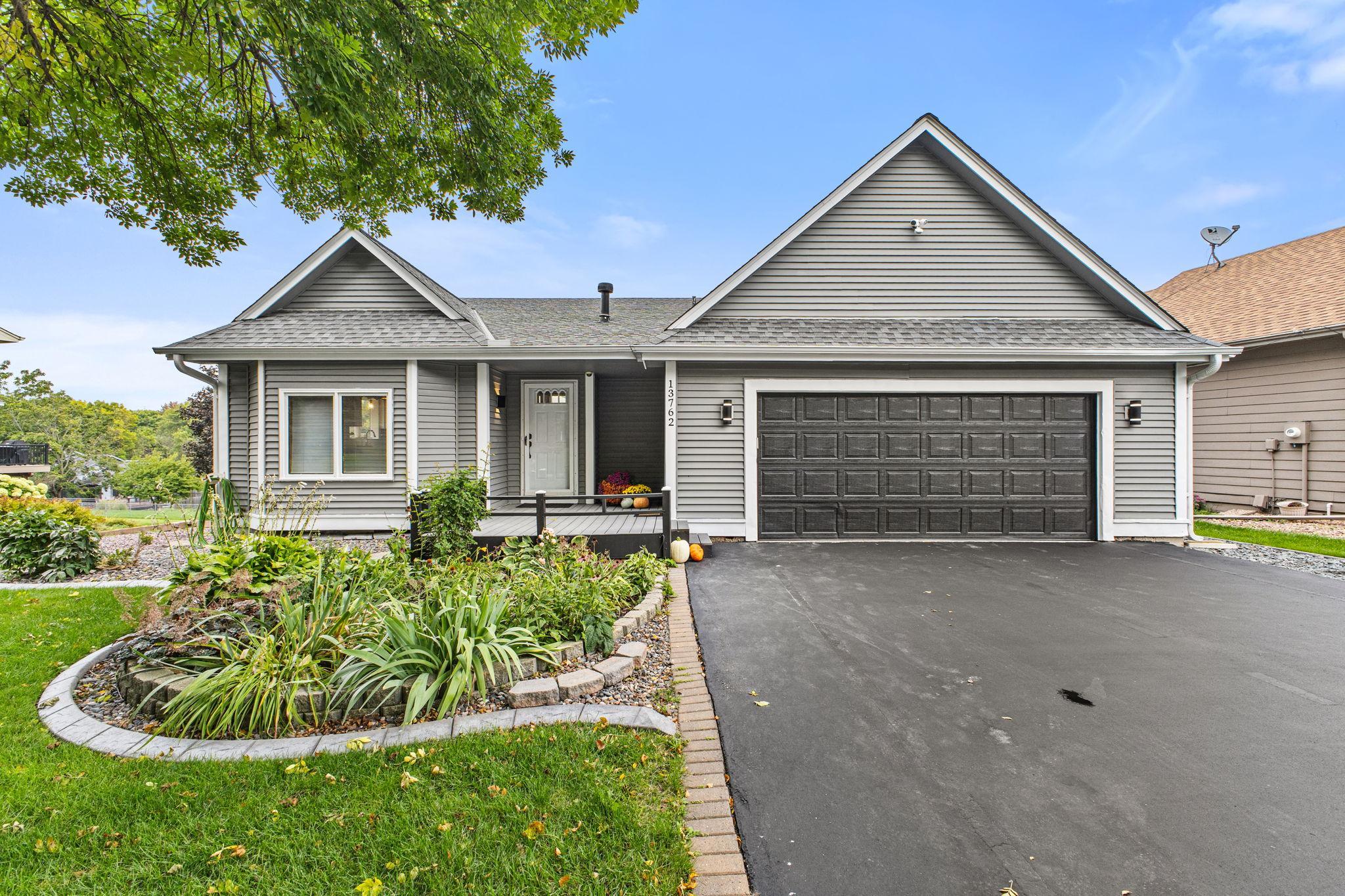 13762 93rd Place N Property Photo 8