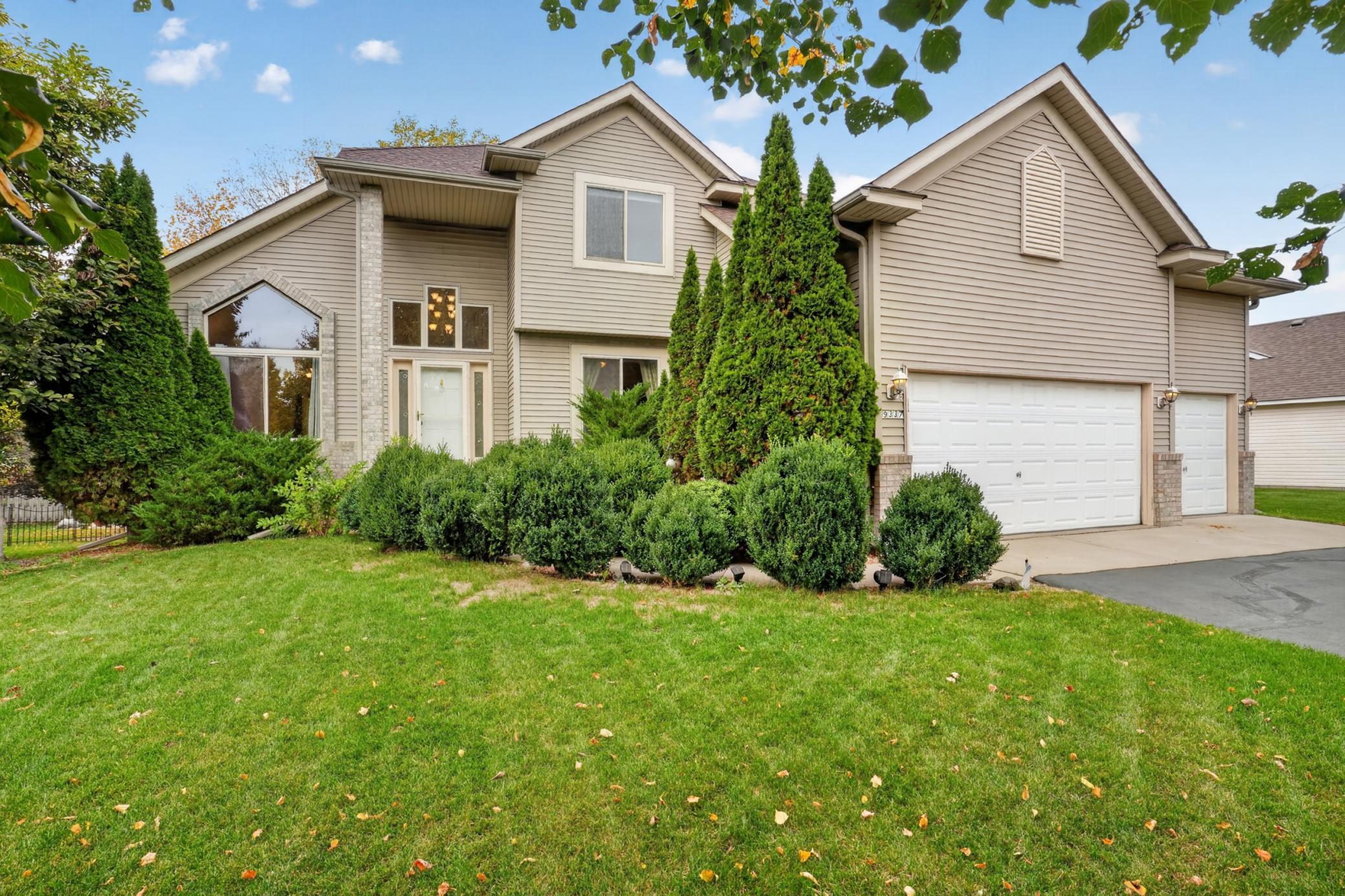 9337 Austrian Pine Avenue N Property Photo 1