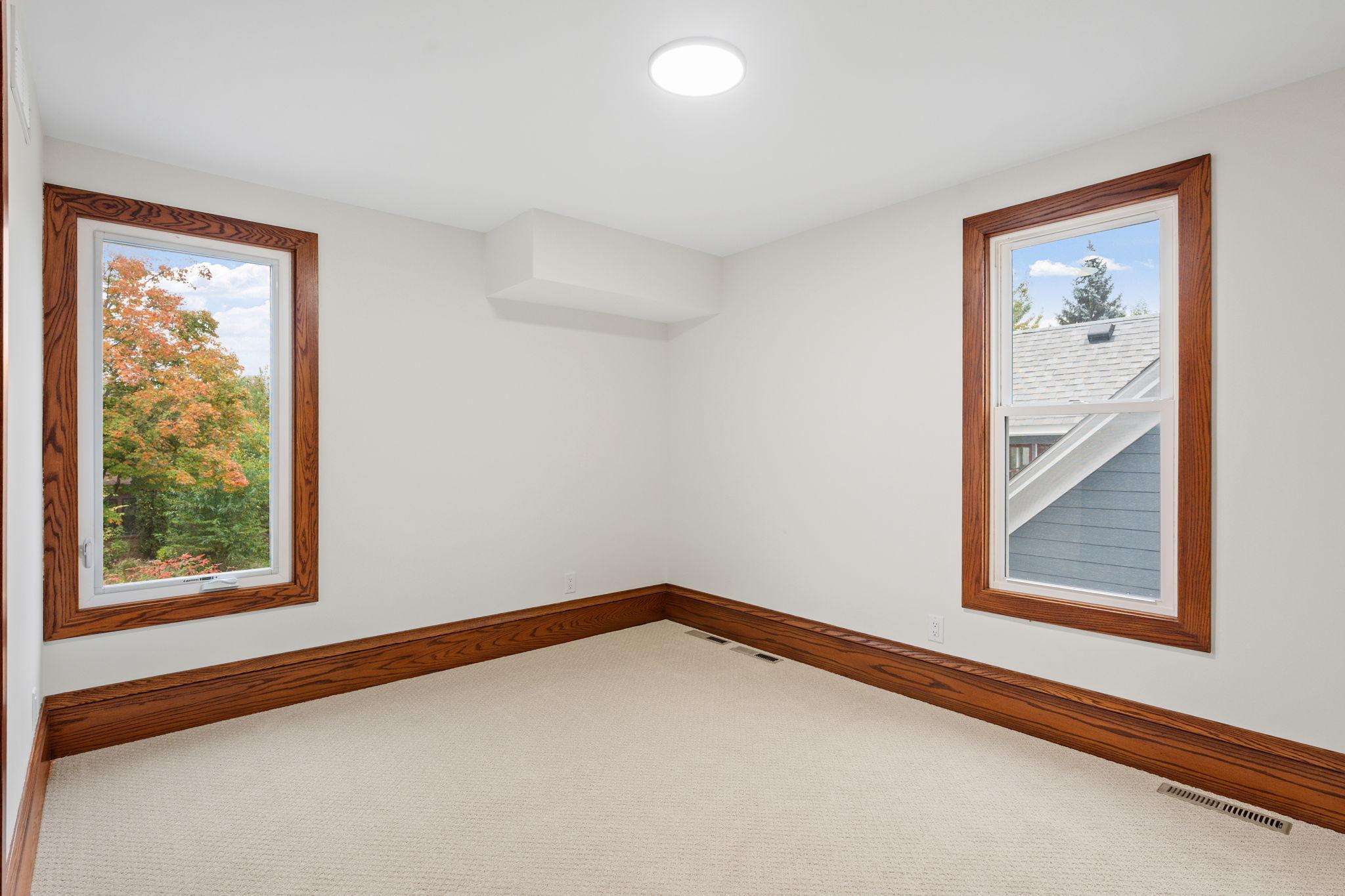 3820 Elliot Avenue Property Photo 24