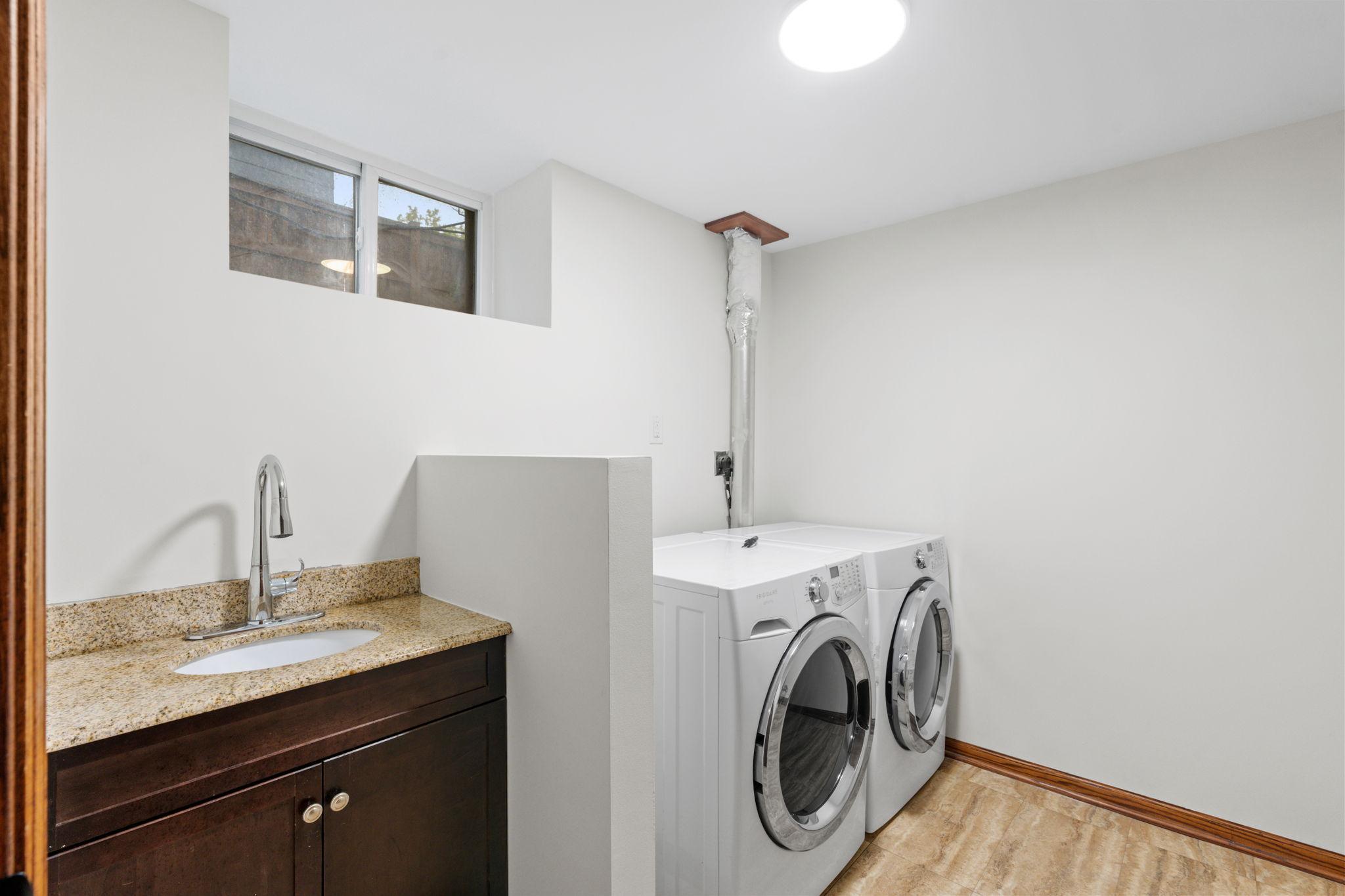 3820 Elliot Avenue Property Photo 42