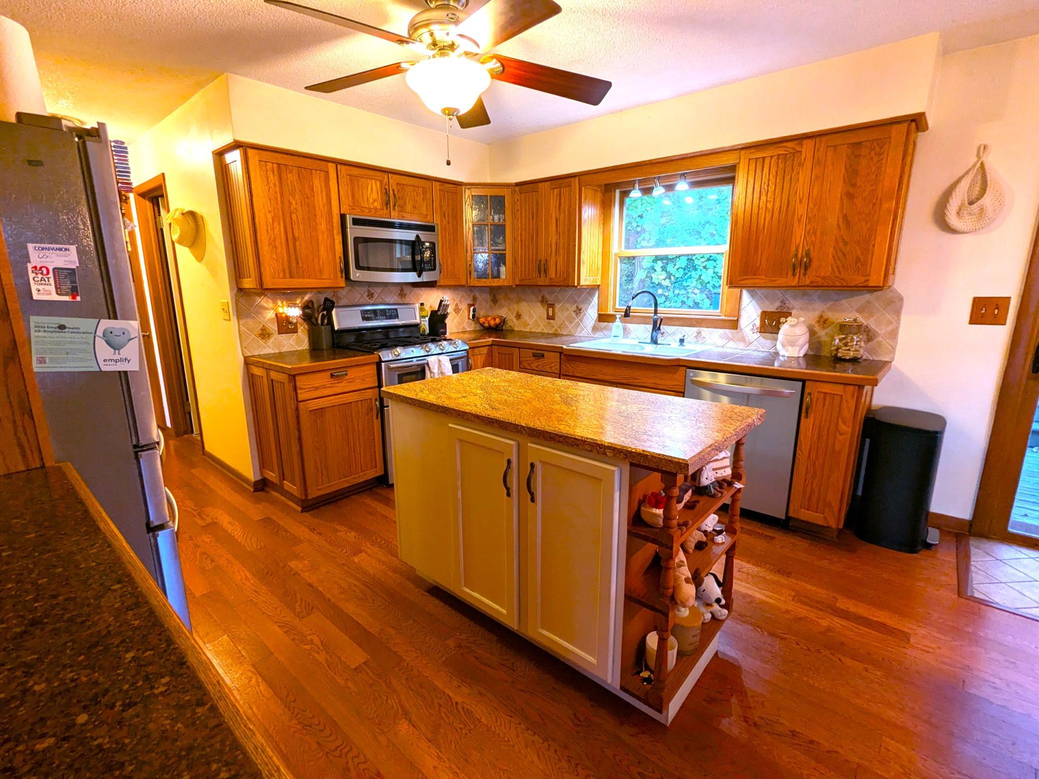 3205 Cliffside Drive Property Photo 7