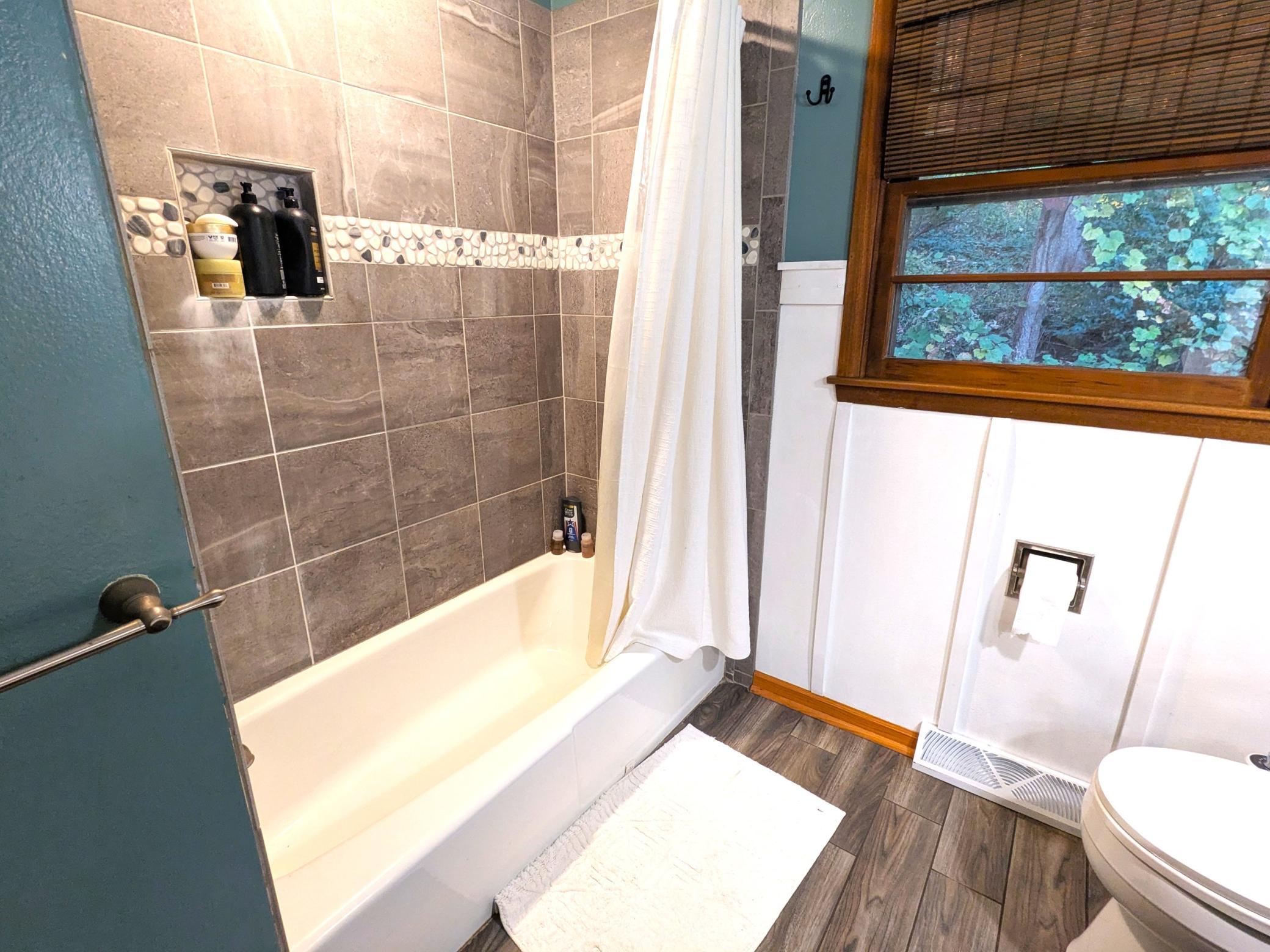3205 Cliffside Drive Property Photo 11